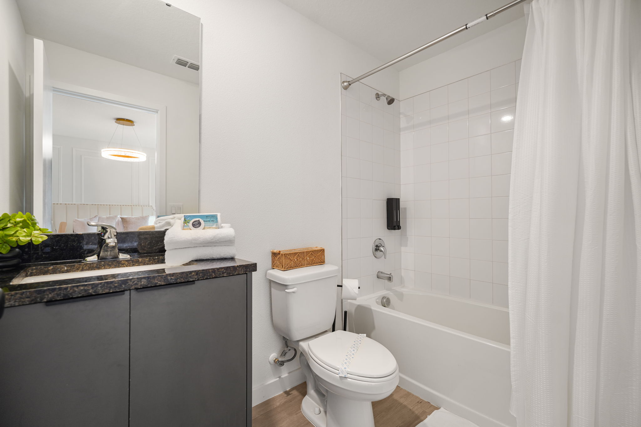 3 bedroom vacation townhouse at The Hub at Westside - Image 23
