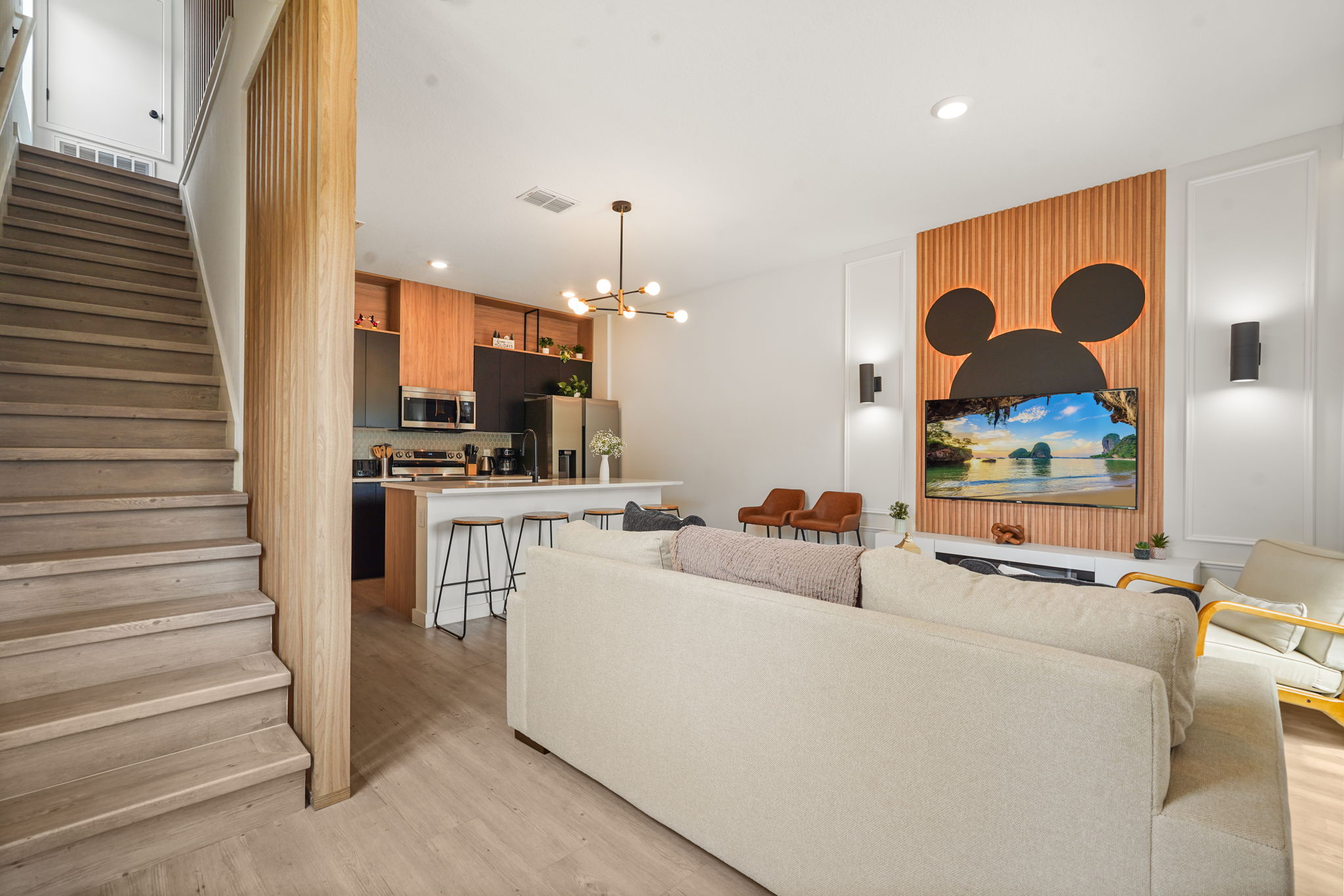 3 bedroom vacation townhouse at The Hub at Westside - Image 6