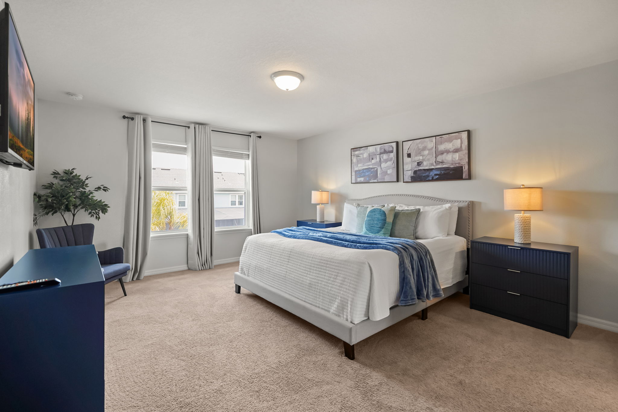 5 bedroom vacation townhouse at Solterra - Image 15