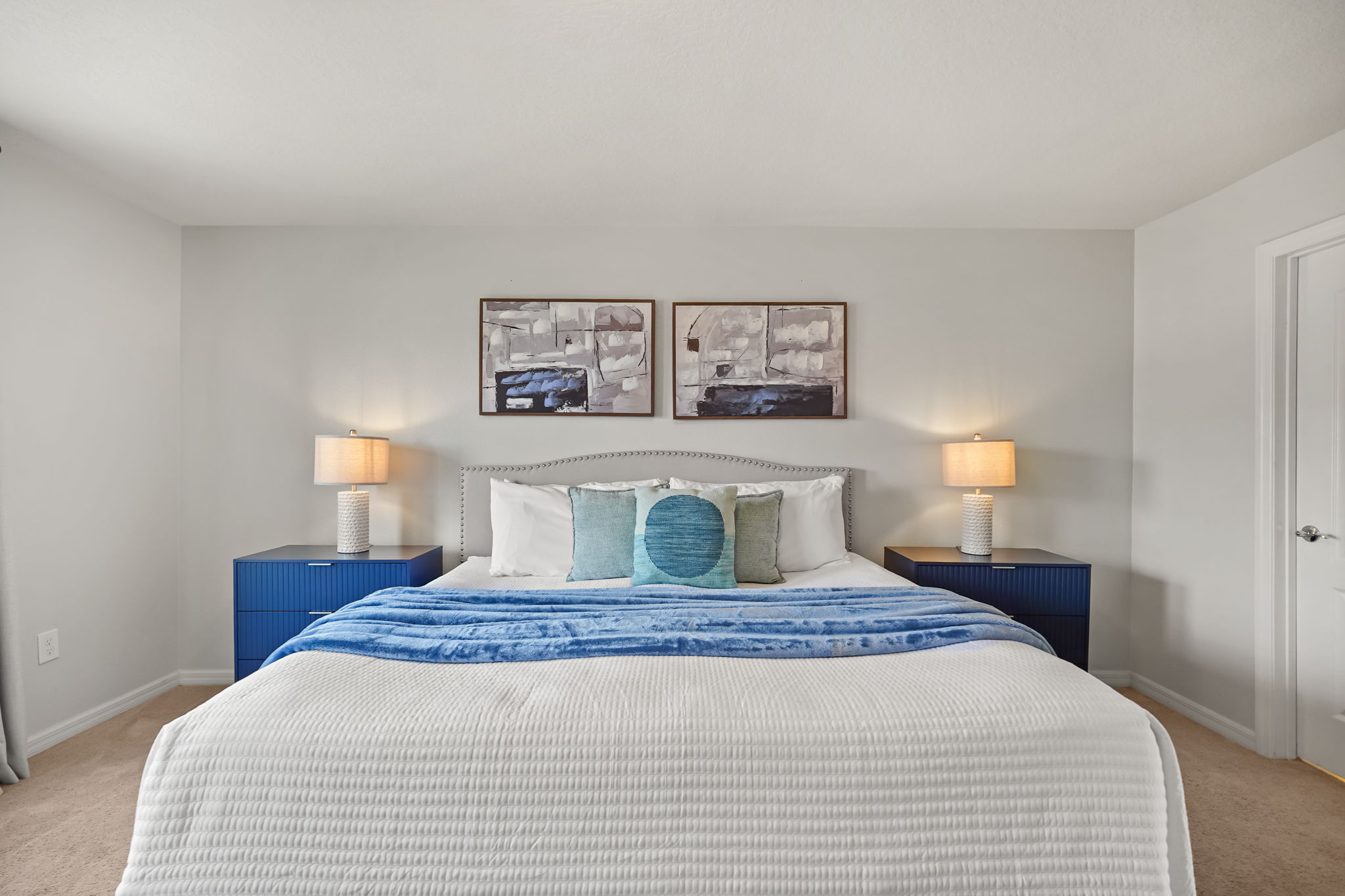 5 bedroom vacation townhouse at Solterra - Image 16