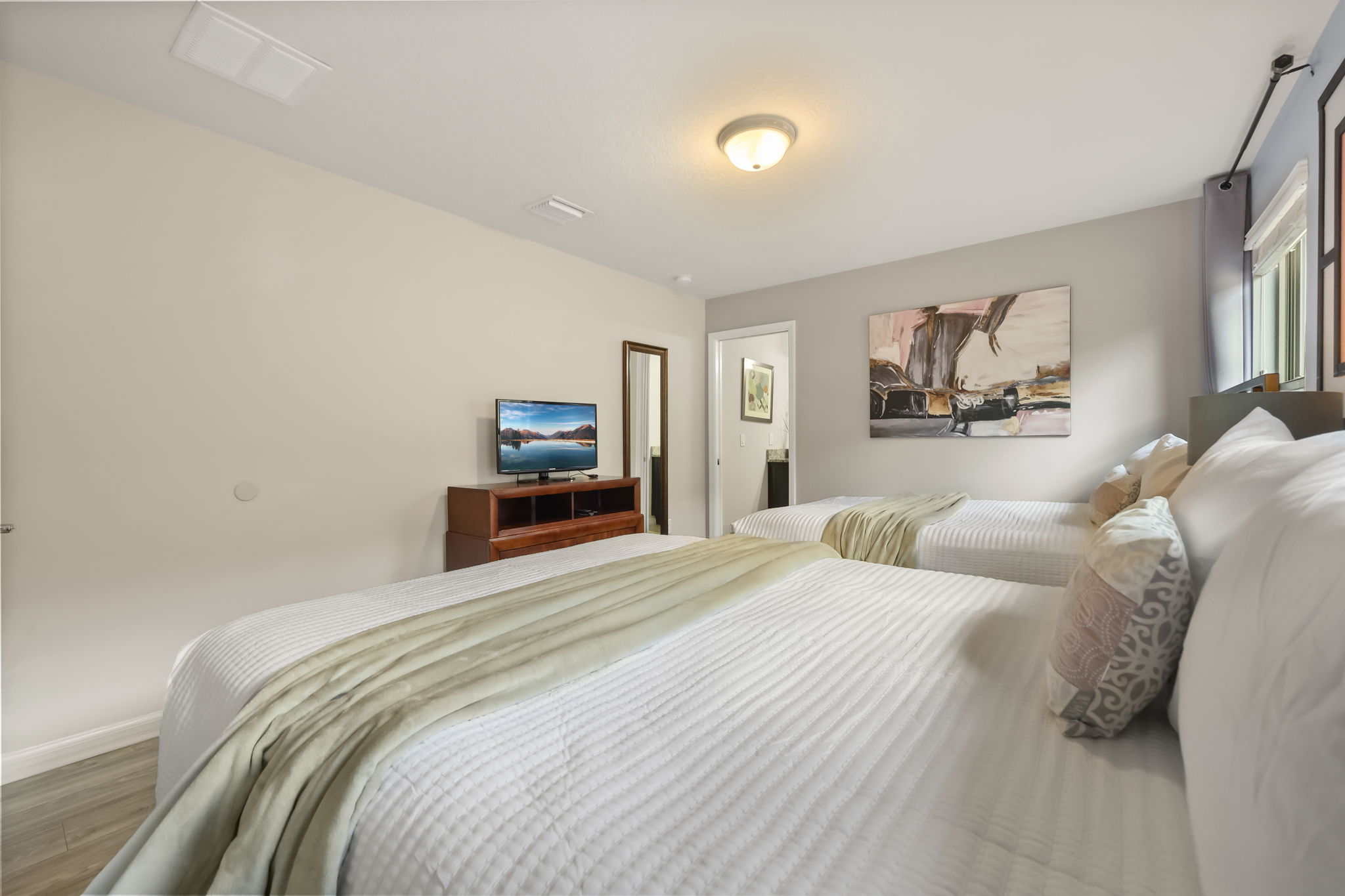 8 bedroom vacation house at Windsor at Westside - Image 25