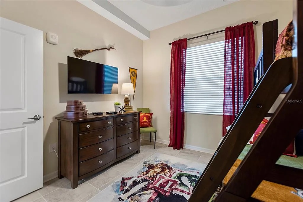 2 bedroom vacation apartment at Storey Lake - Image 13