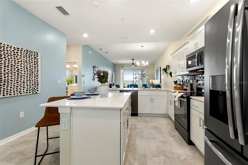 2 bedroom vacation apartment at Storey Lake - Image 9