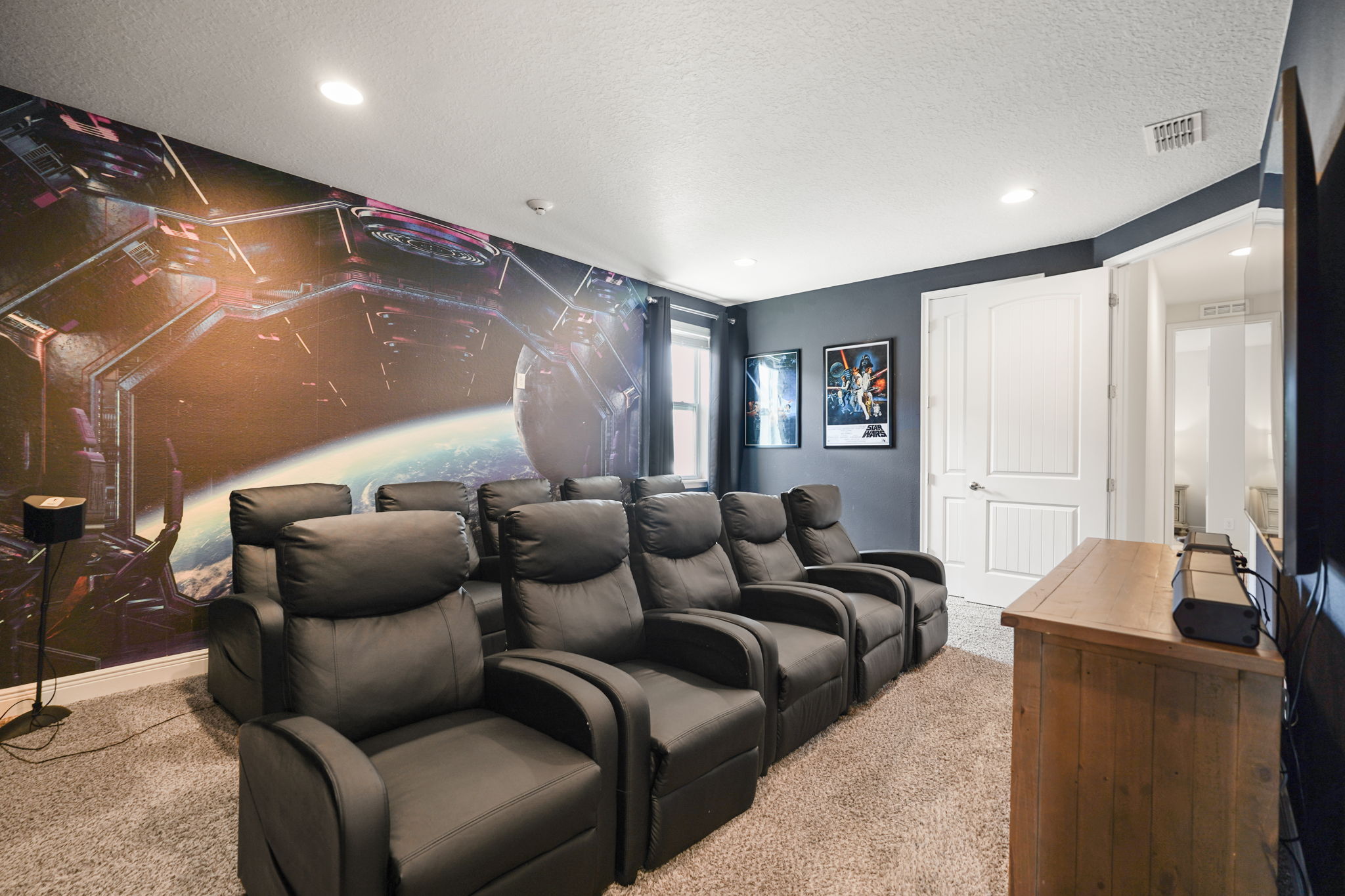 10 bedroom vacation house at Encore Resort at Reunion - Image 17