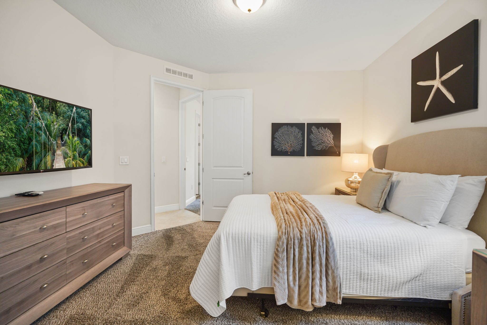10 bedroom vacation house at Encore Resort at Reunion - Image 34