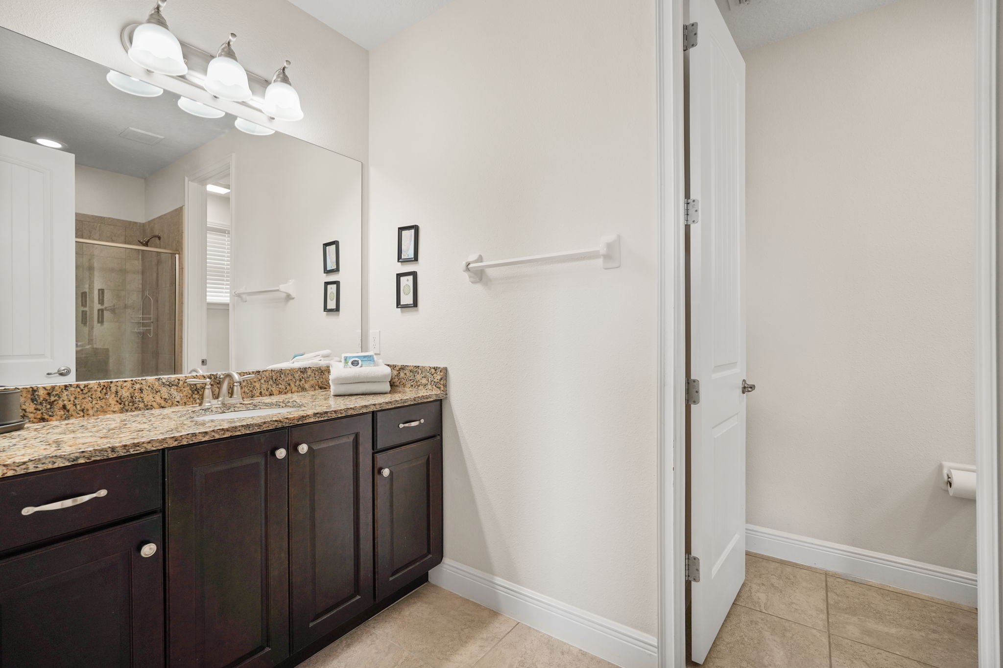 10 bedroom vacation house at Encore Resort at Reunion - Image 57