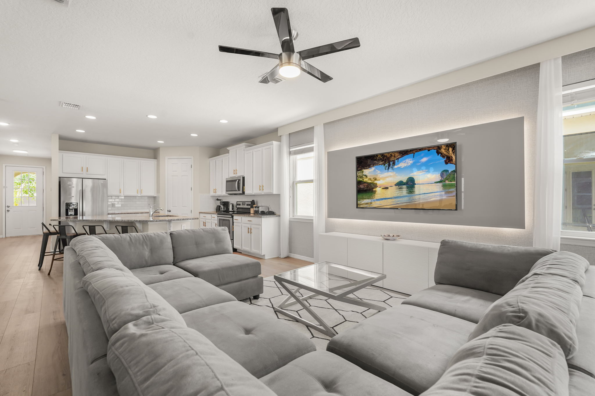 6 bedroom vacation house at Solara Resort - Image 6