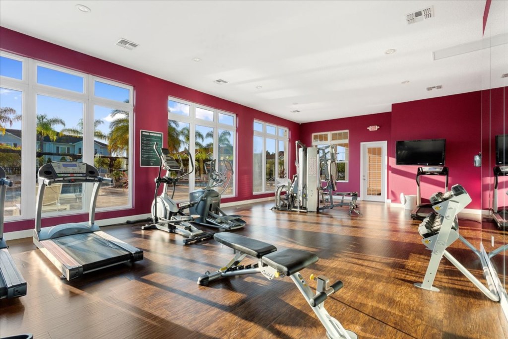 3 bedroom vacation townhouse at West Lucaya - Image 46