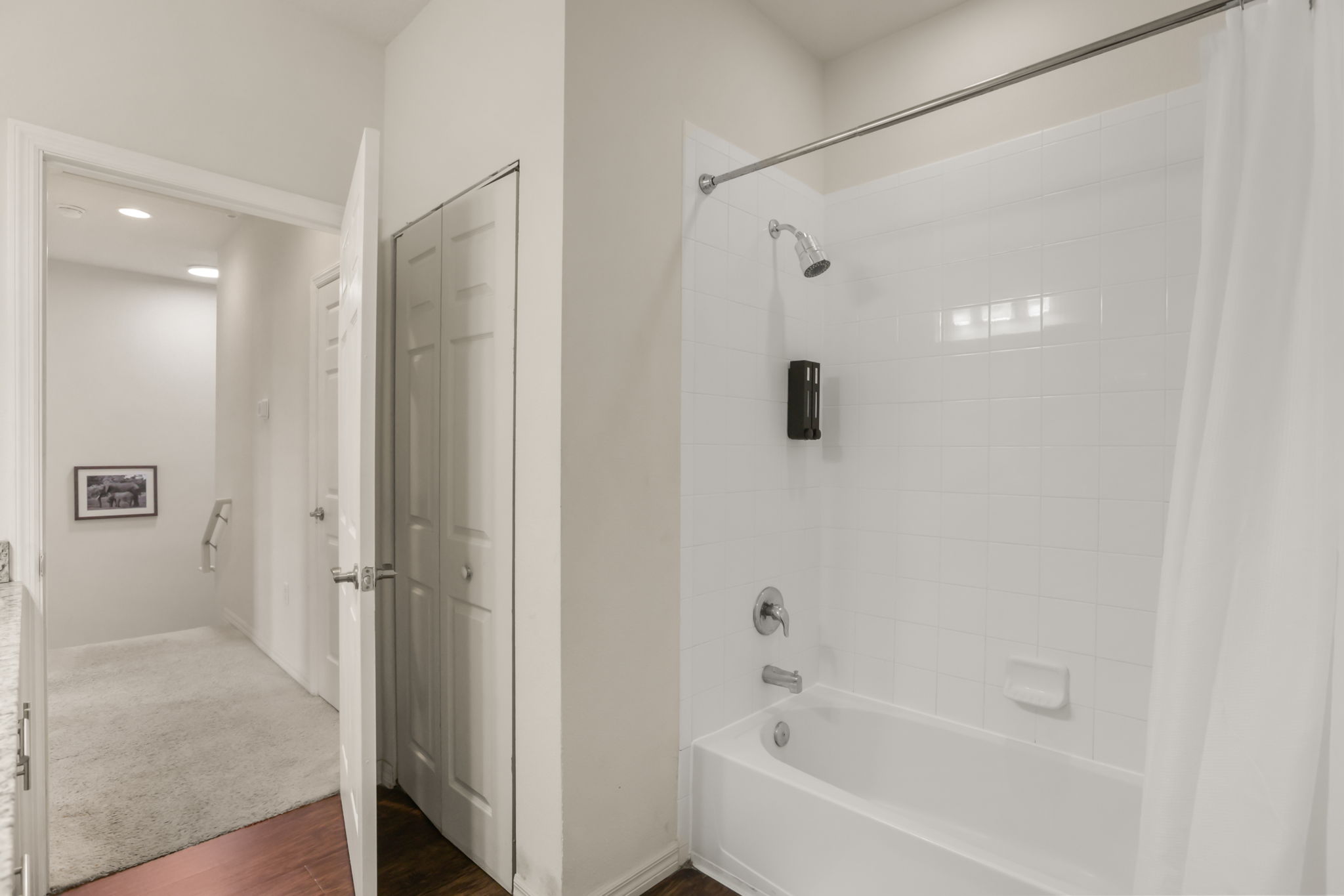 3 bedroom vacation townhouse at West Lucaya - Image 20