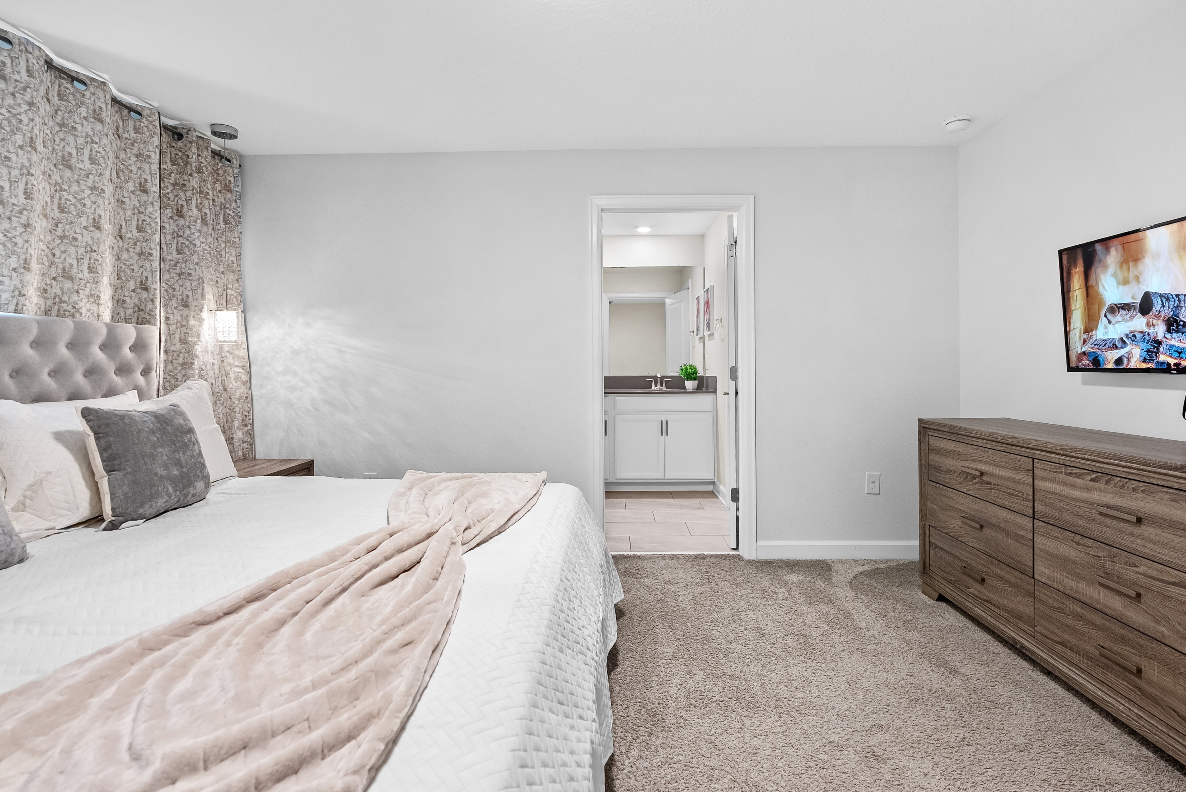 5 bedroom vacation townhouse at Storey Lake - Image 19