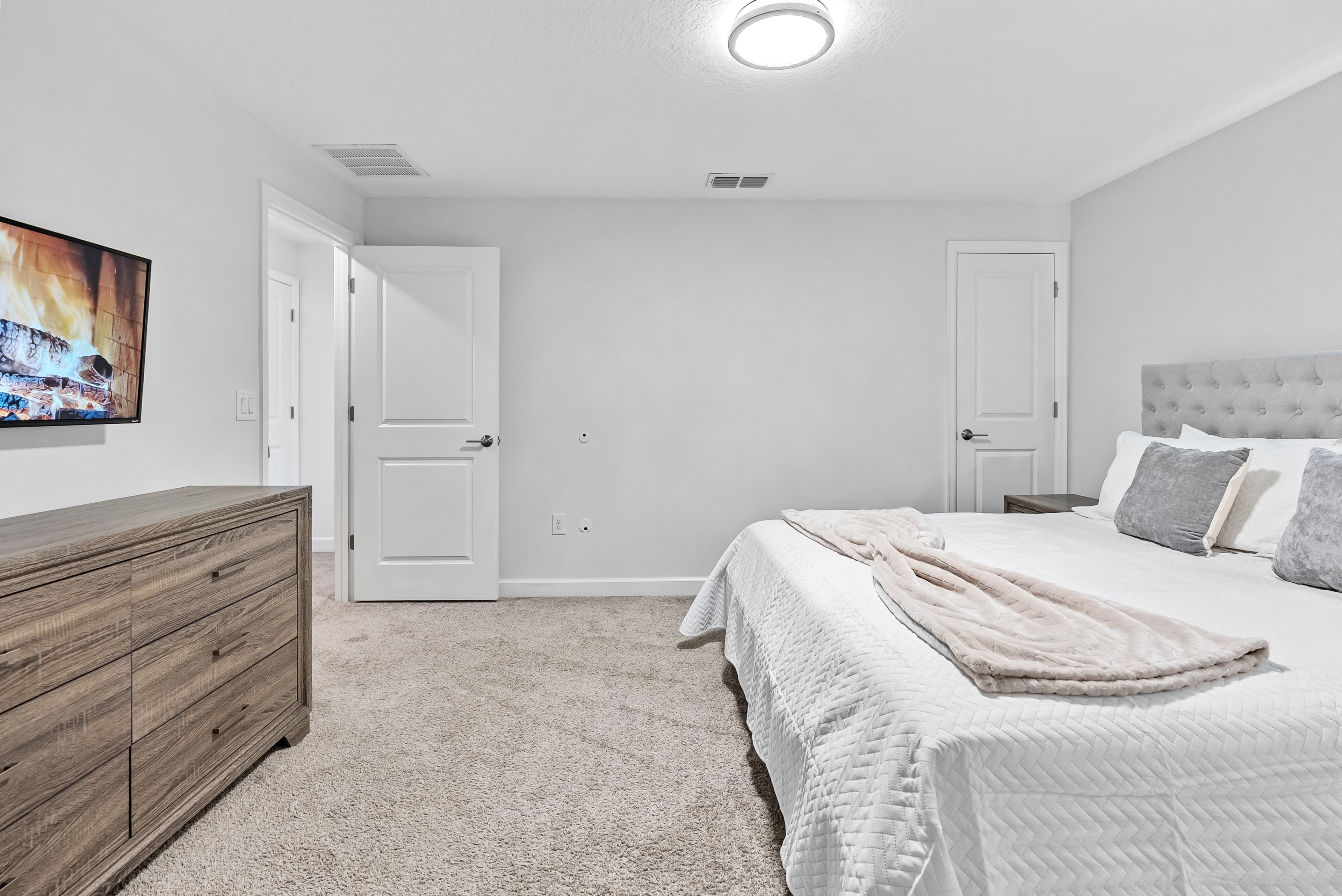5 bedroom vacation townhouse at Storey Lake - Image 21