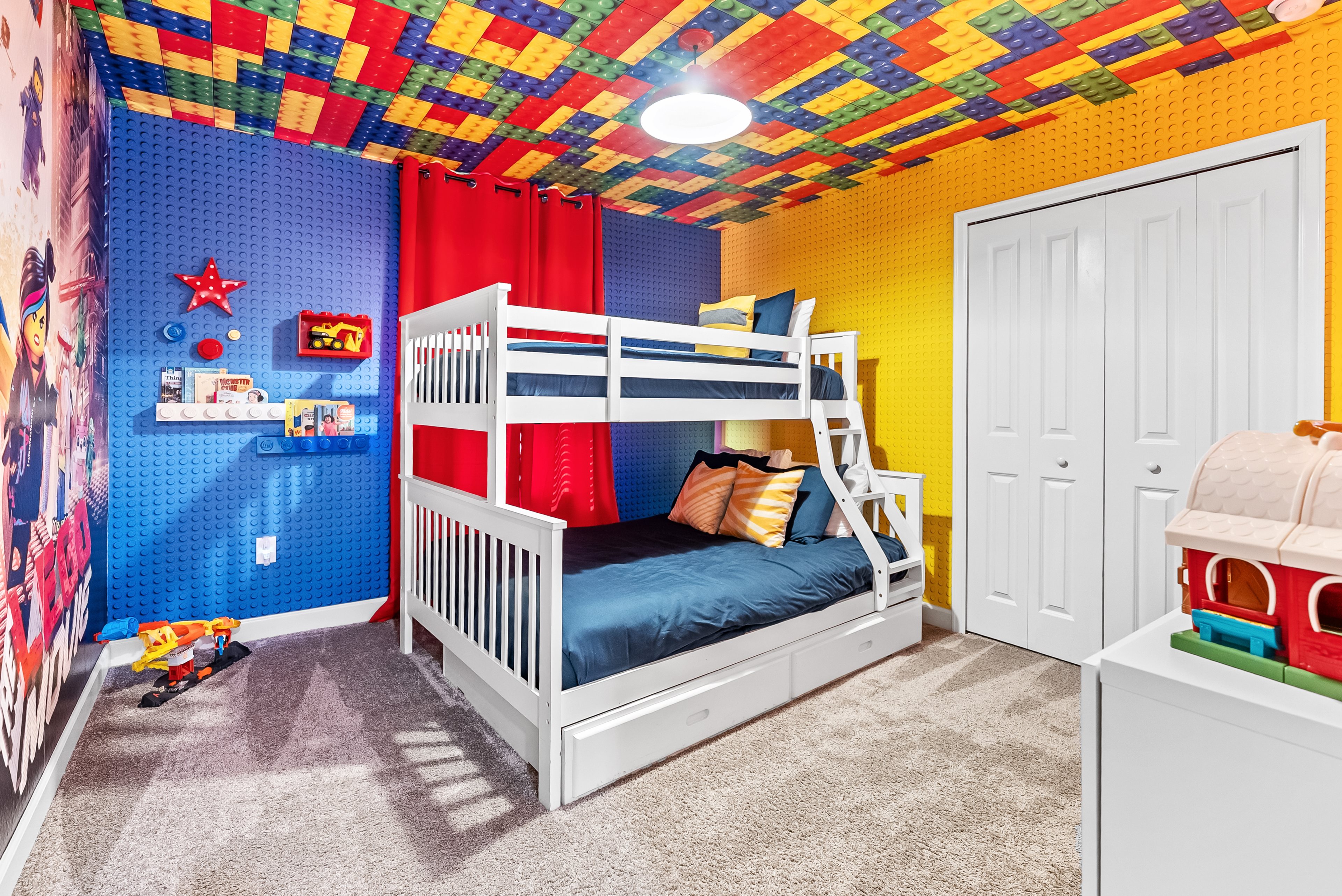 5 bedroom vacation townhouse at Storey Lake - Image 30