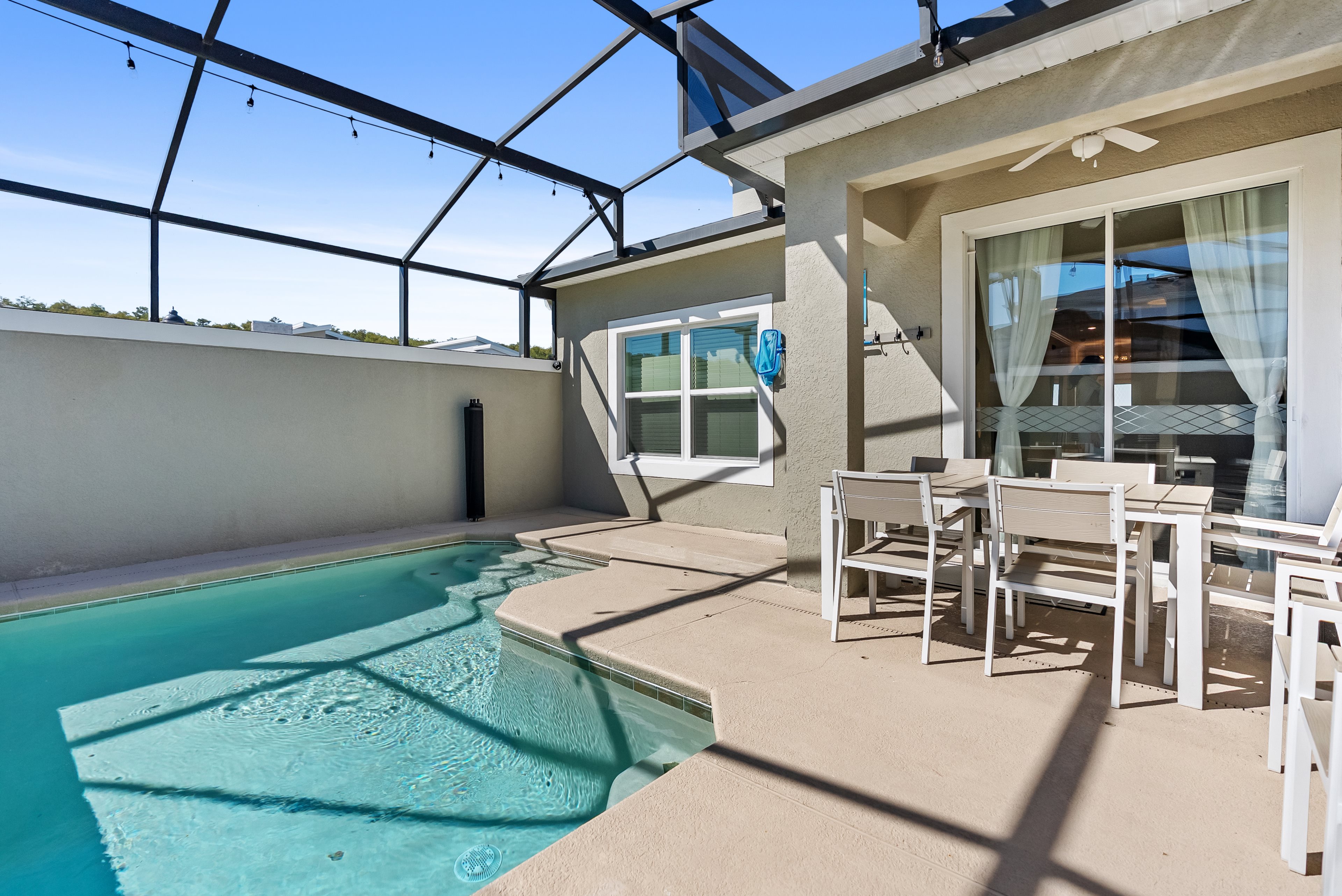 5 bedroom vacation townhouse at Storey Lake - Image 39