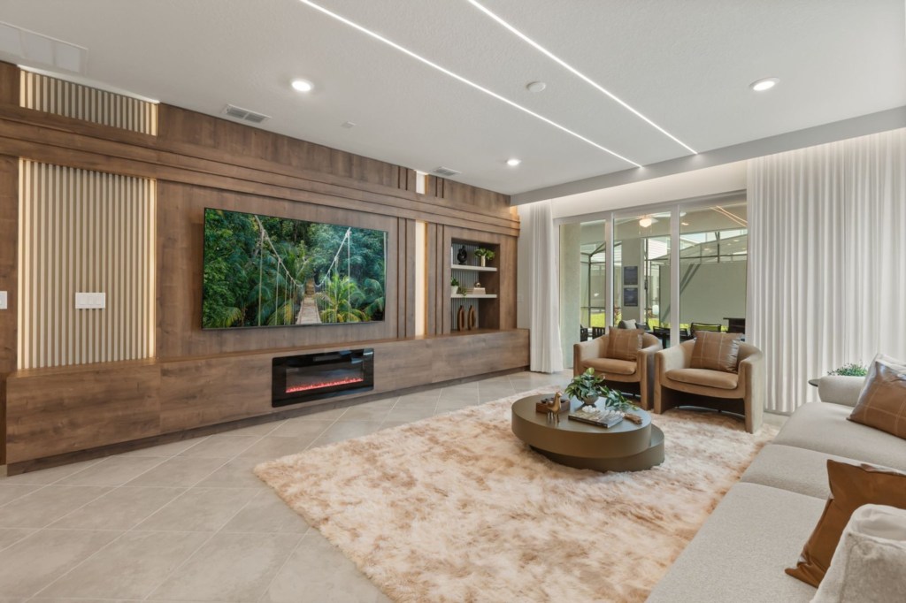 Living Room — 1012 Breezy Palms Way, photo 30 of 110