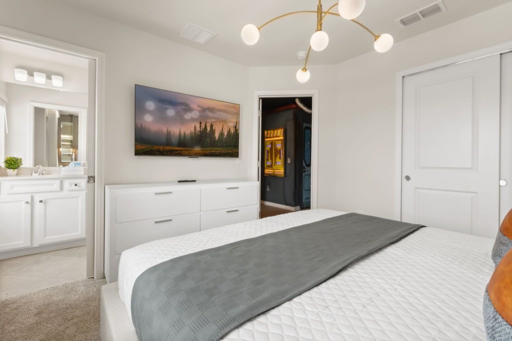 Bedroom — 1012 Breezy Palms Way, photo 48 of 110