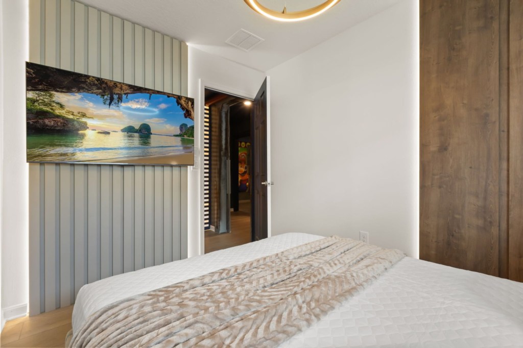 Bedroom — 1012 Breezy Palms Way, photo 50 of 110