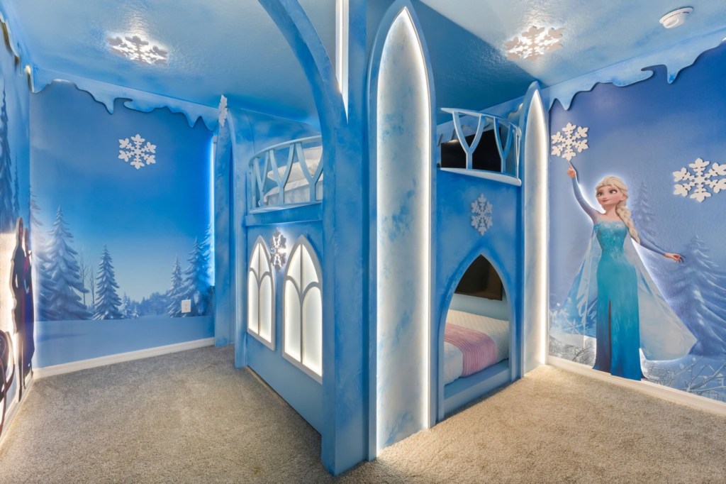 Frozen-Themed Bedroom — 1012 Breezy Palms Way, photo 20 of 110