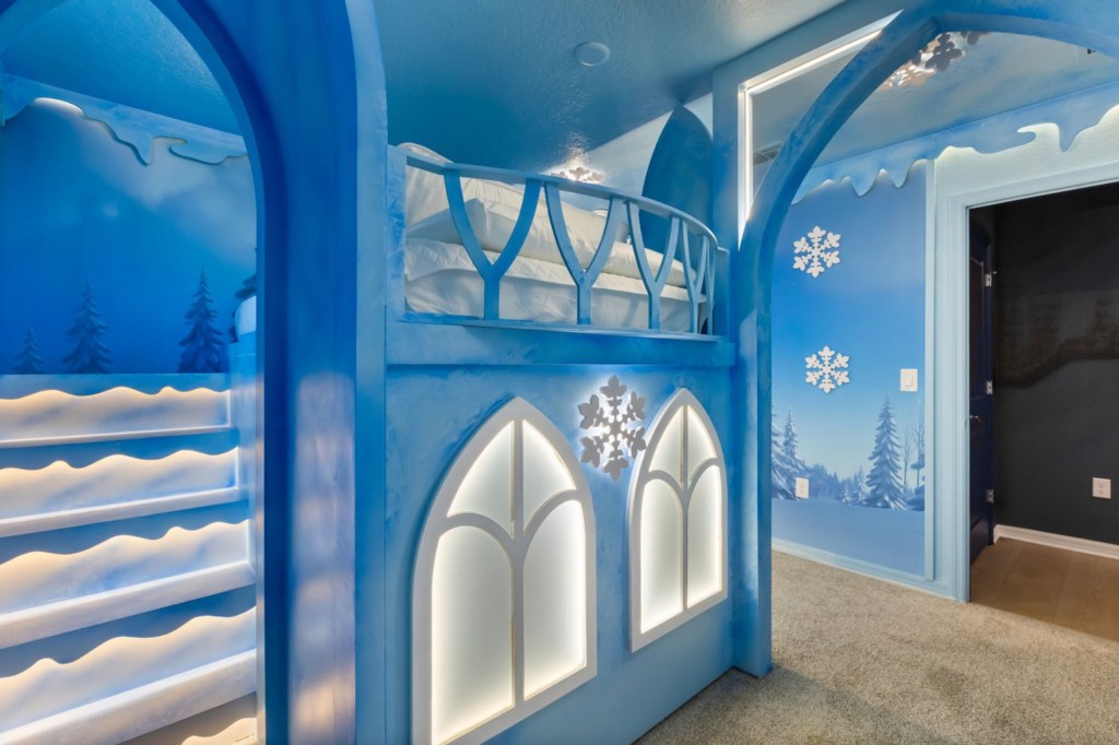 Frozen-Themed Bedroom — 1012 Breezy Palms Way, photo 19 of 110