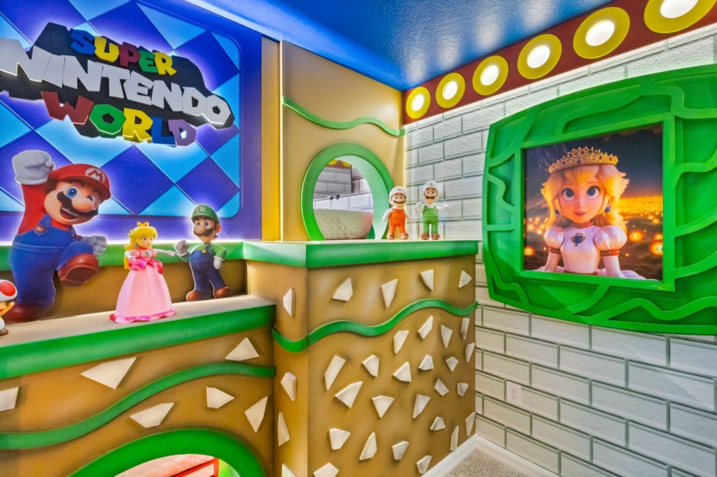 Mario Bros-Themed Bedroom — 1012 Breezy Palms Way, photo 5 of 110