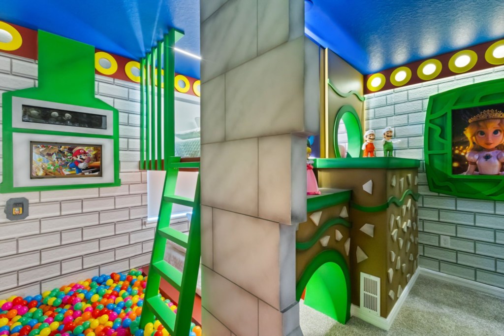 Mario Bros-Themed Bedroom — 1012 Breezy Palms Way, photo 7 of 110