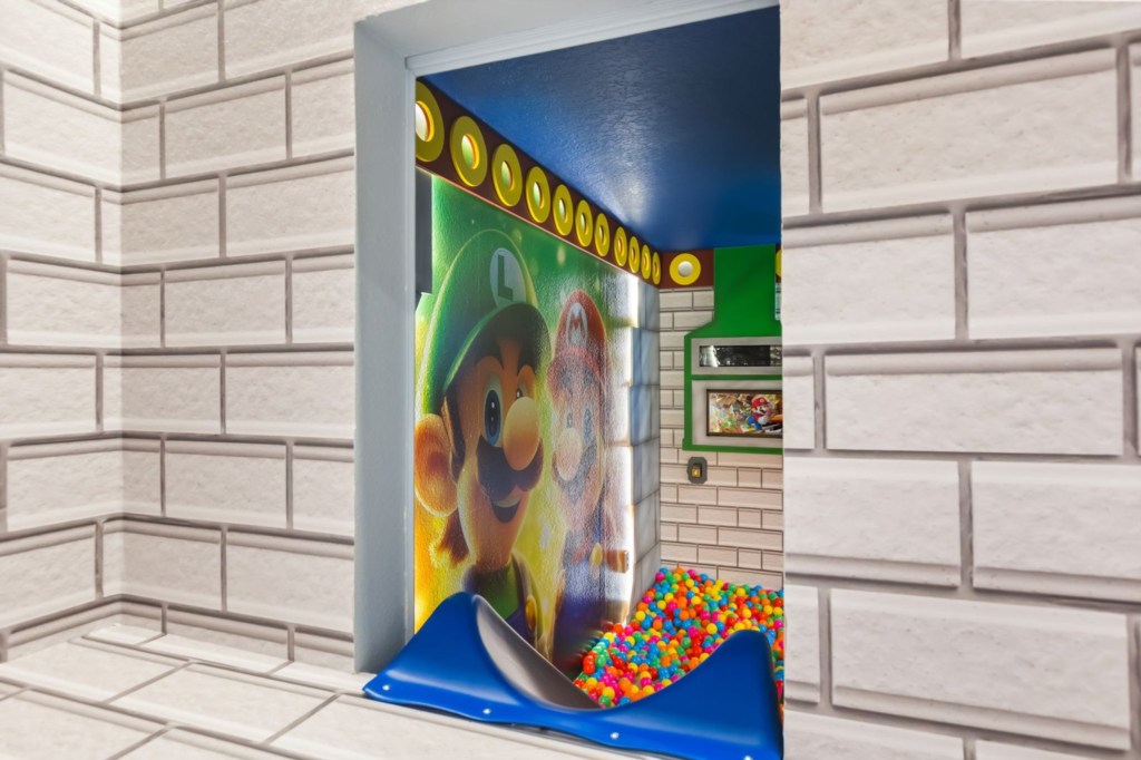 Mario Bros-Themed Bedroom — 1012 Breezy Palms Way, photo 8 of 110