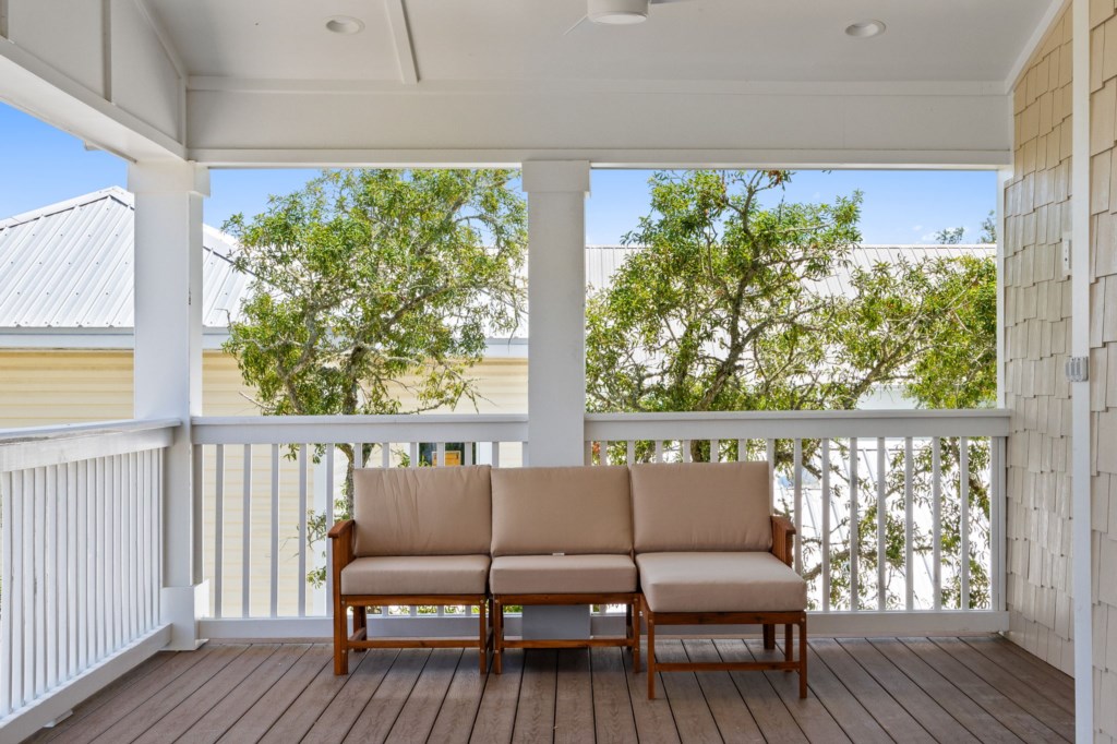 3rd Floor Balcony