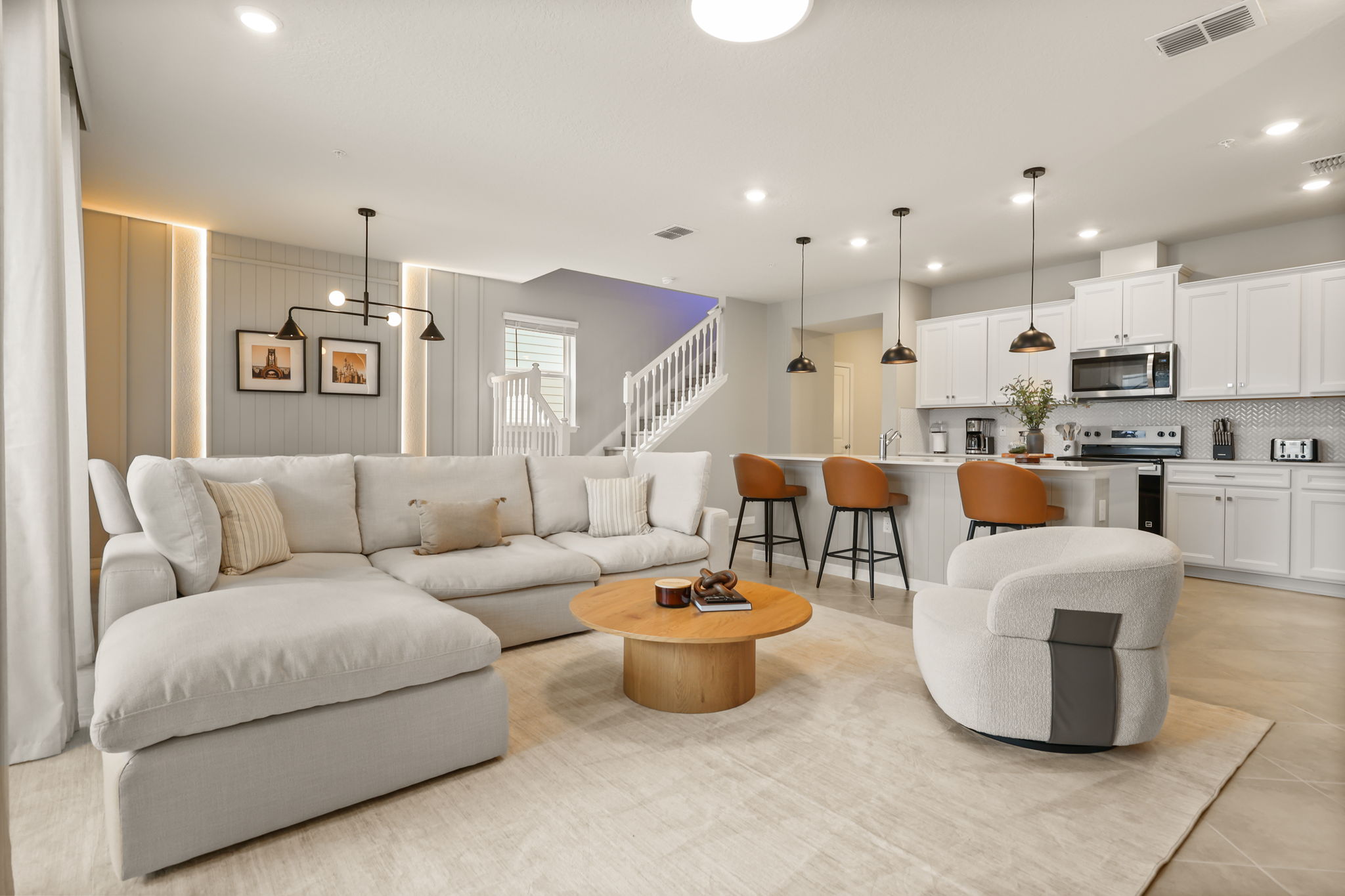 5 bedroom vacation townhouse at Windsor Cay  - Image 1