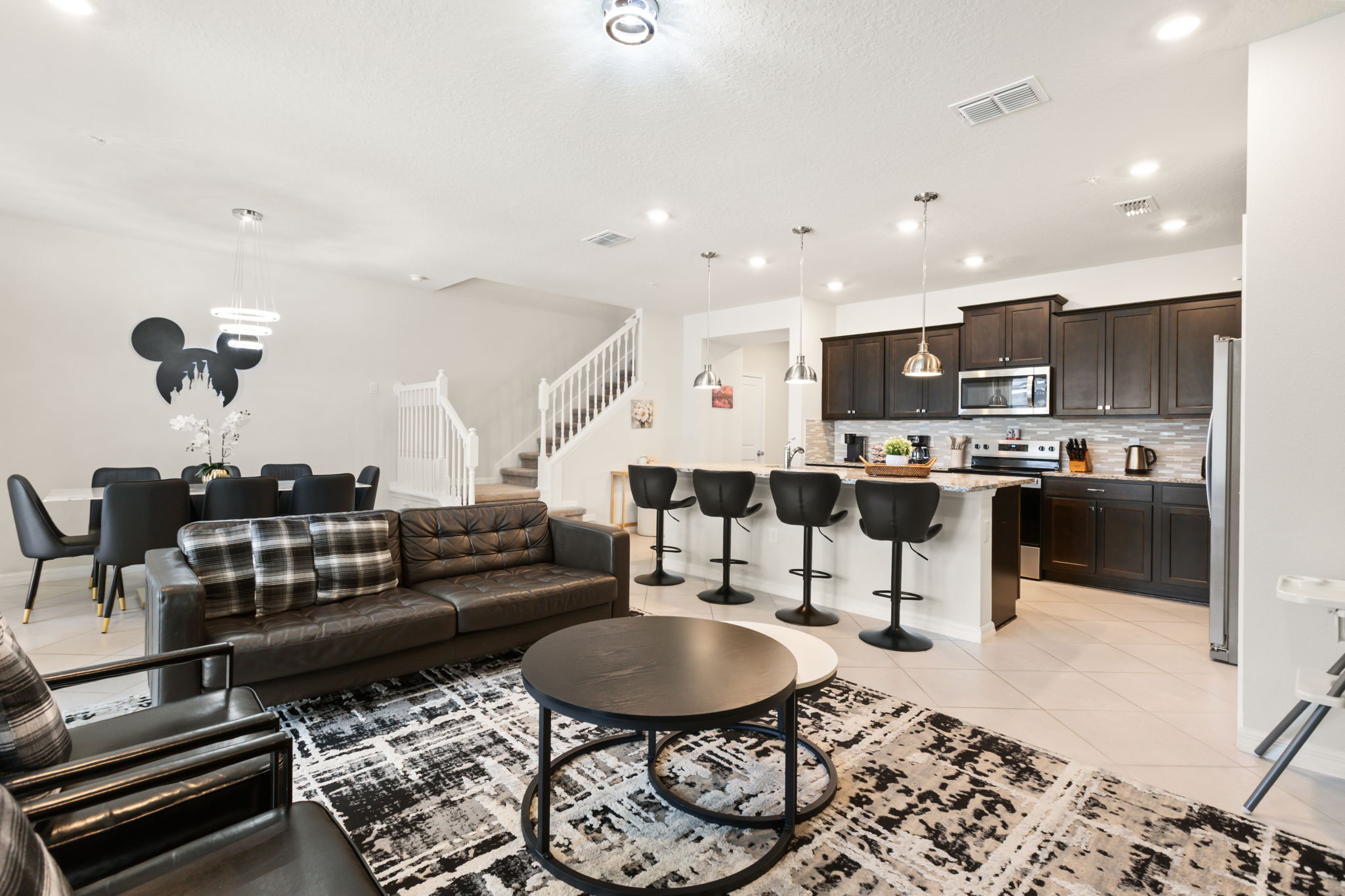 5 bedroom vacation townhouse at Windsor Cay - Image 2