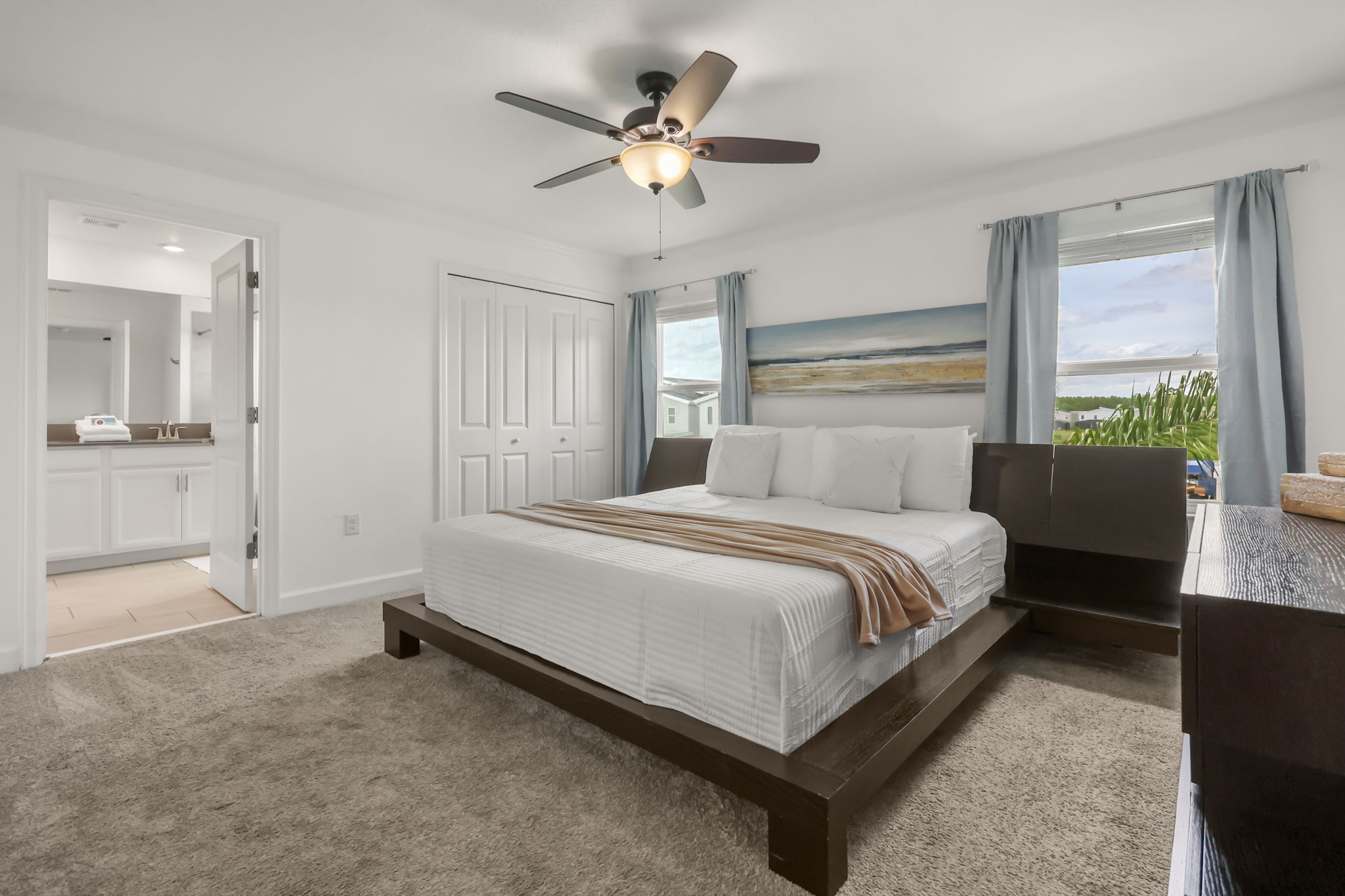 4 bedroom vacation townhouse at Storey Lake - Image 10