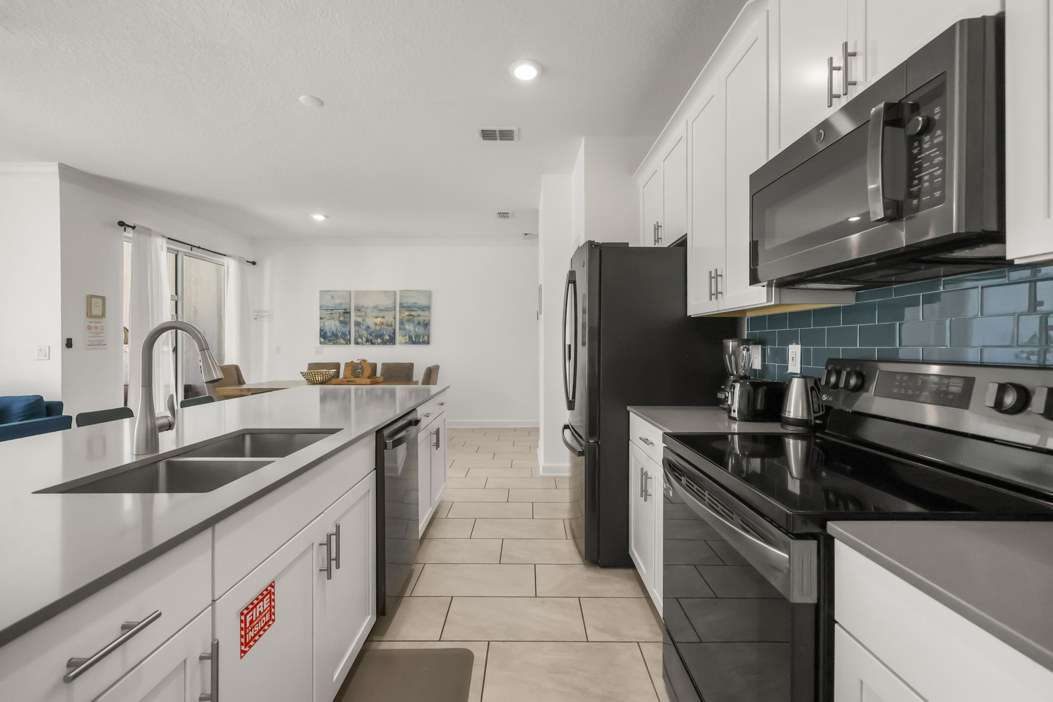4 bedroom vacation townhouse at Storey Lake - Image 6
