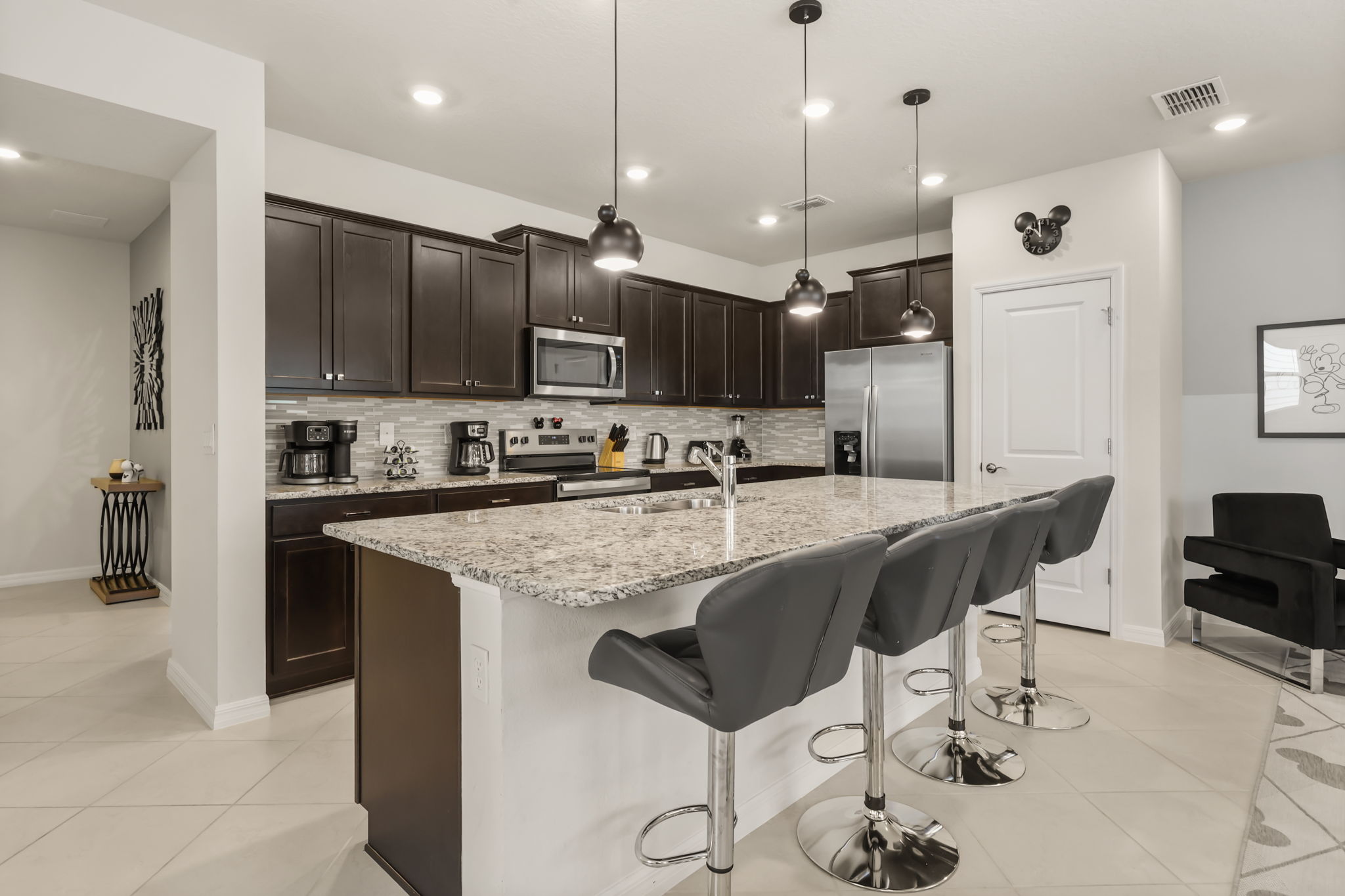 5 bedroom vacation townhouse at Windsor Cay - Image 4