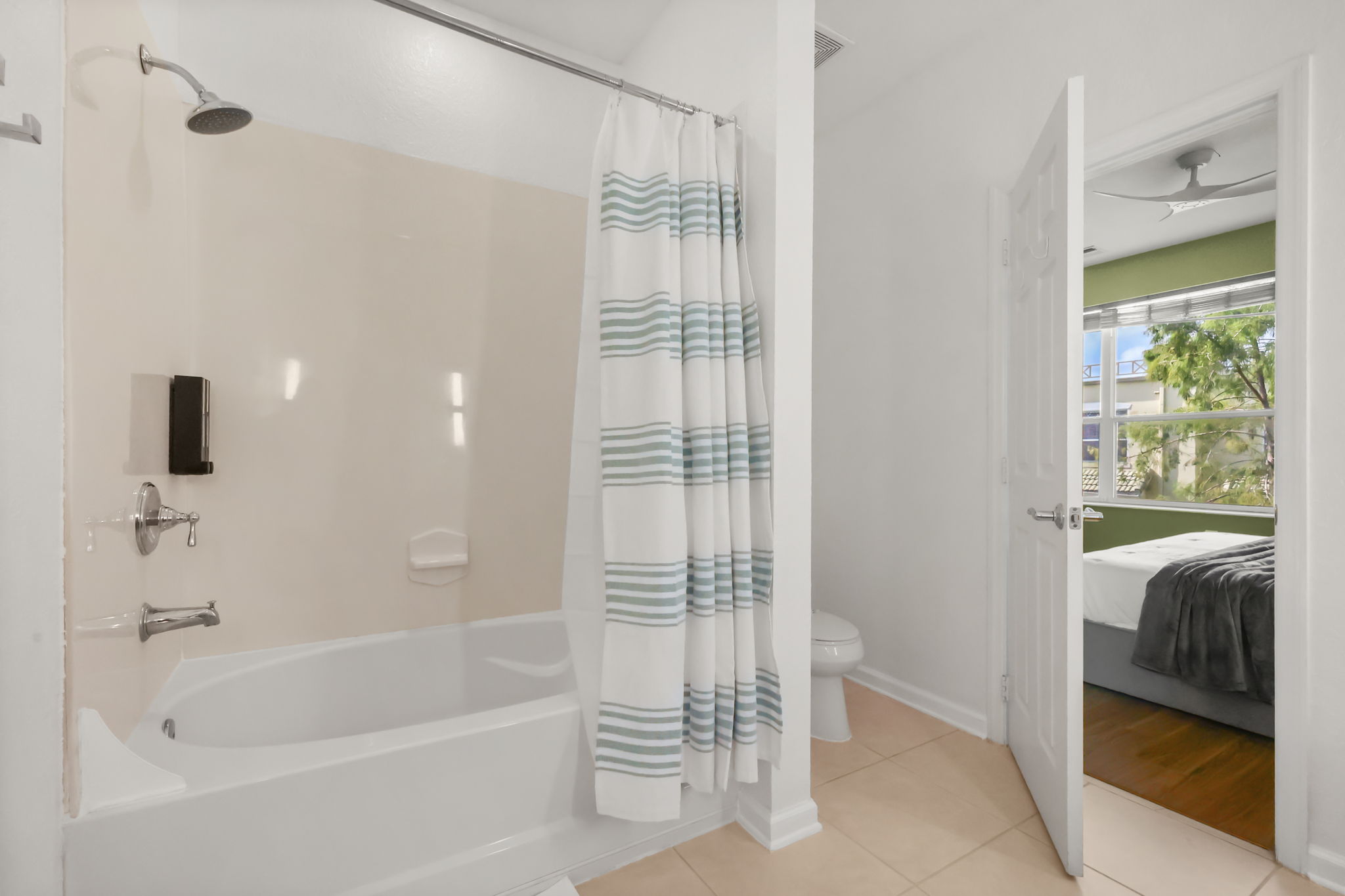 3 bedroom vacation apartment at Vista Cay - Image 18