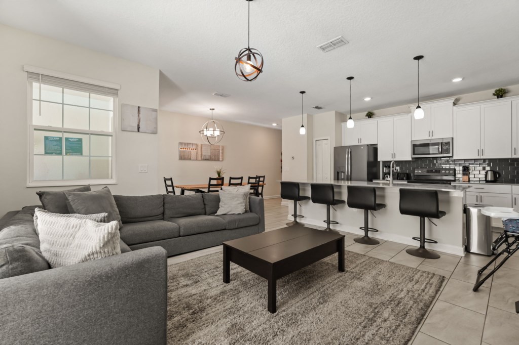 4 bedroom vacation townhouse at Storey Lake - Image 2