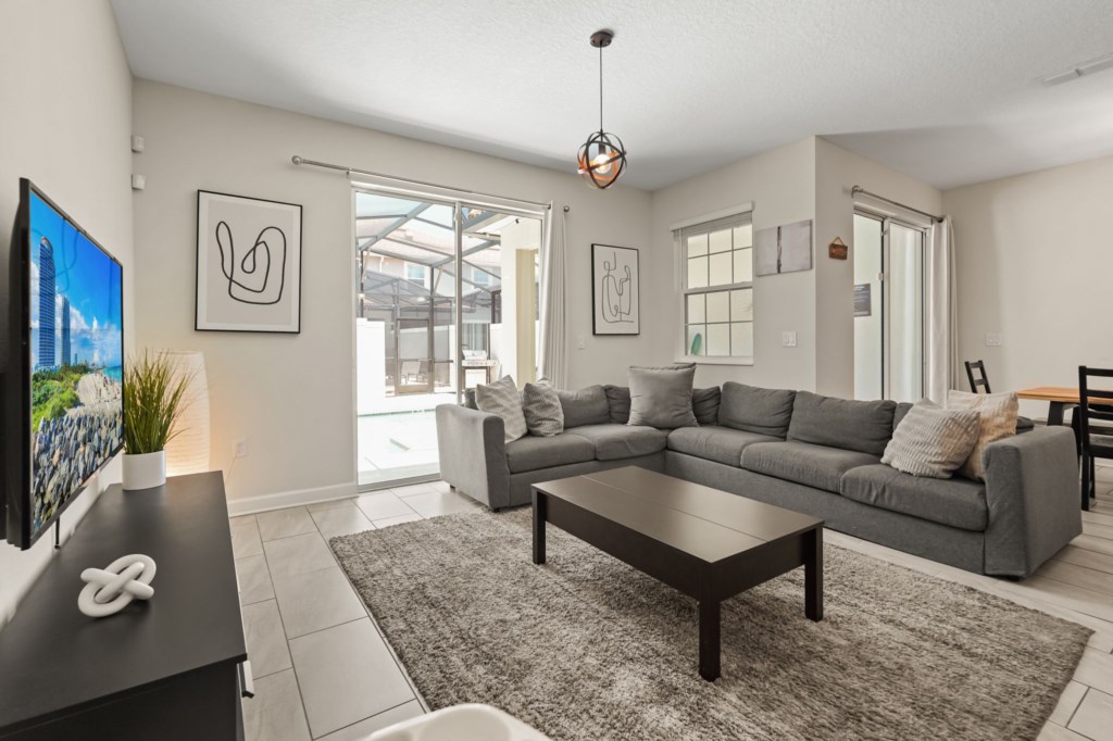 4 bedroom vacation townhouse at Storey Lake - Image 4