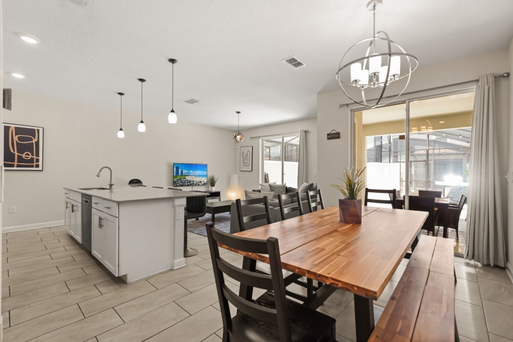 4 bedroom vacation townhouse at Storey Lake - Image 6