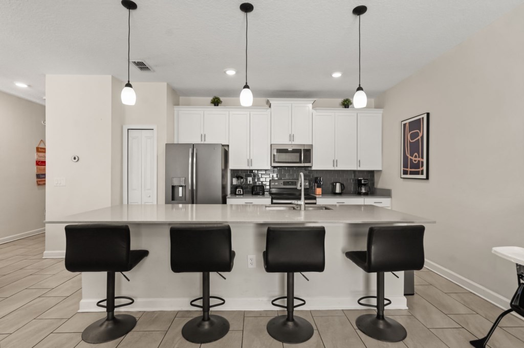 4 bedroom vacation townhouse at Storey Lake - Image 5