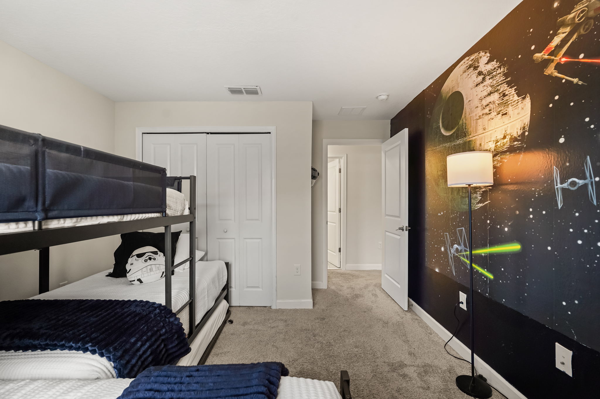 4 bedroom vacation townhouse at Storey Lake - Image 17