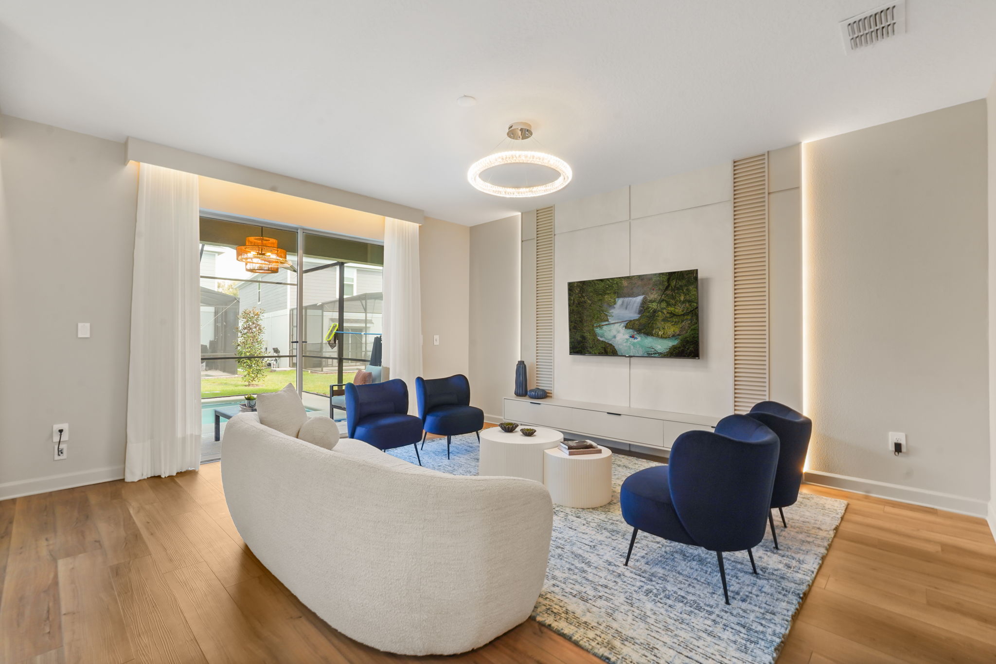 Living Room — 7855 Poplin Street, photo 6 of 49