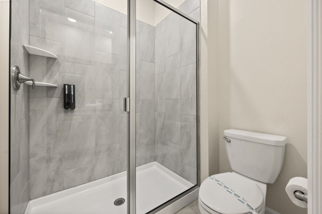 4585 Target Blvd (43).jpg
