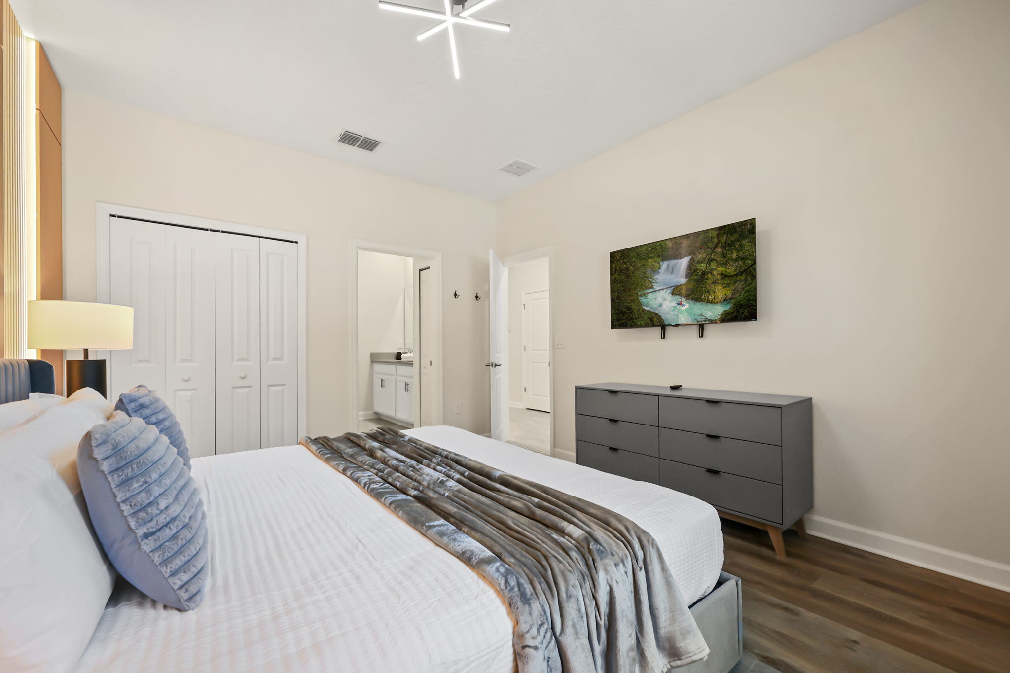 7 bedroom vacation house at Storey Lake - Image 22