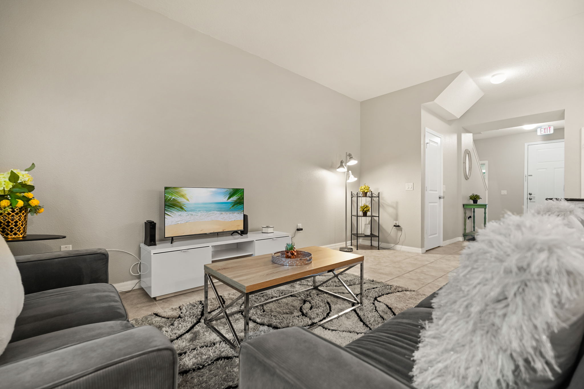4 bedroom vacation townhouse at Compass Bay - Image 1