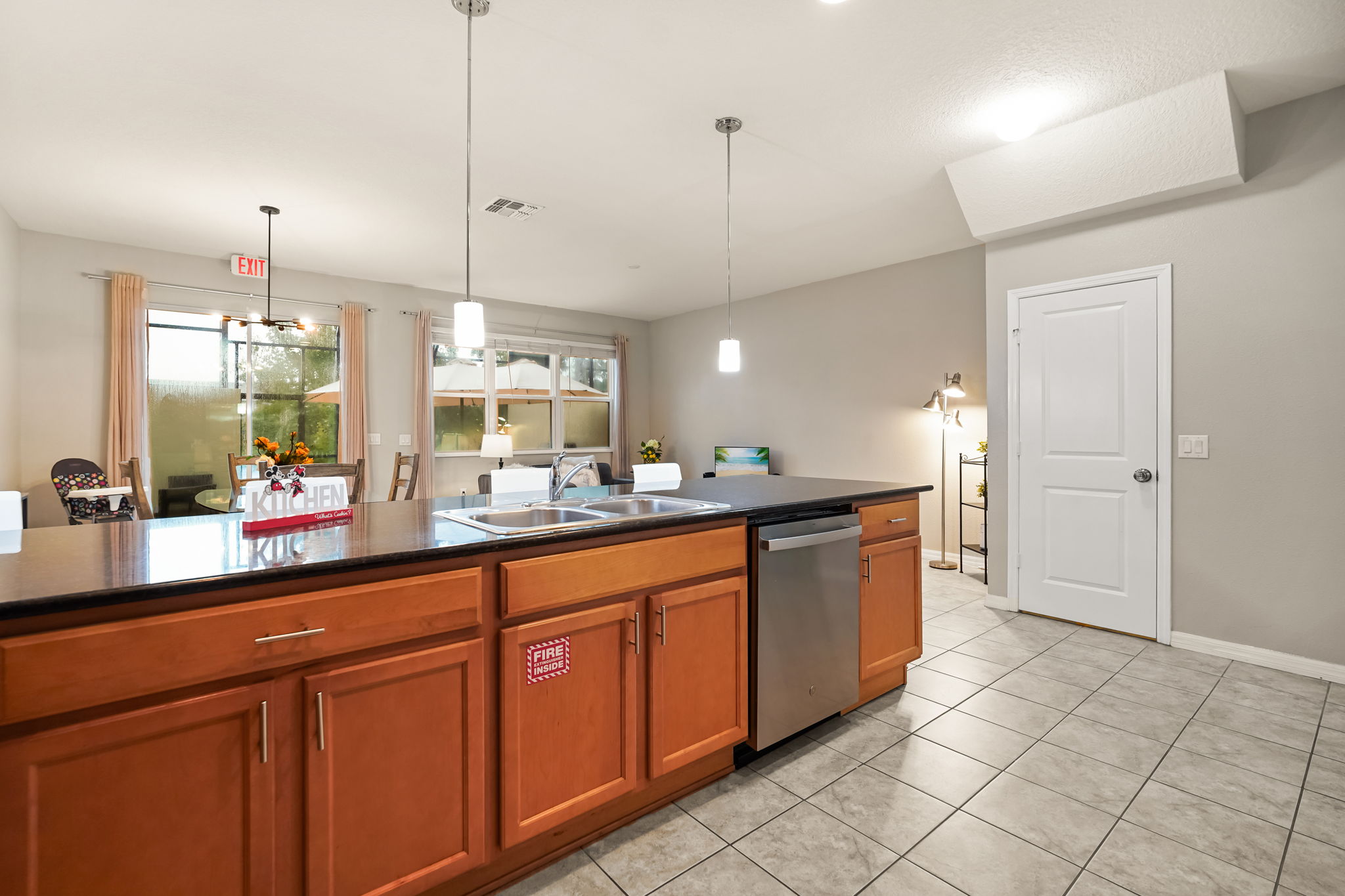 4 bedroom vacation townhouse at Compass Bay - Image 11