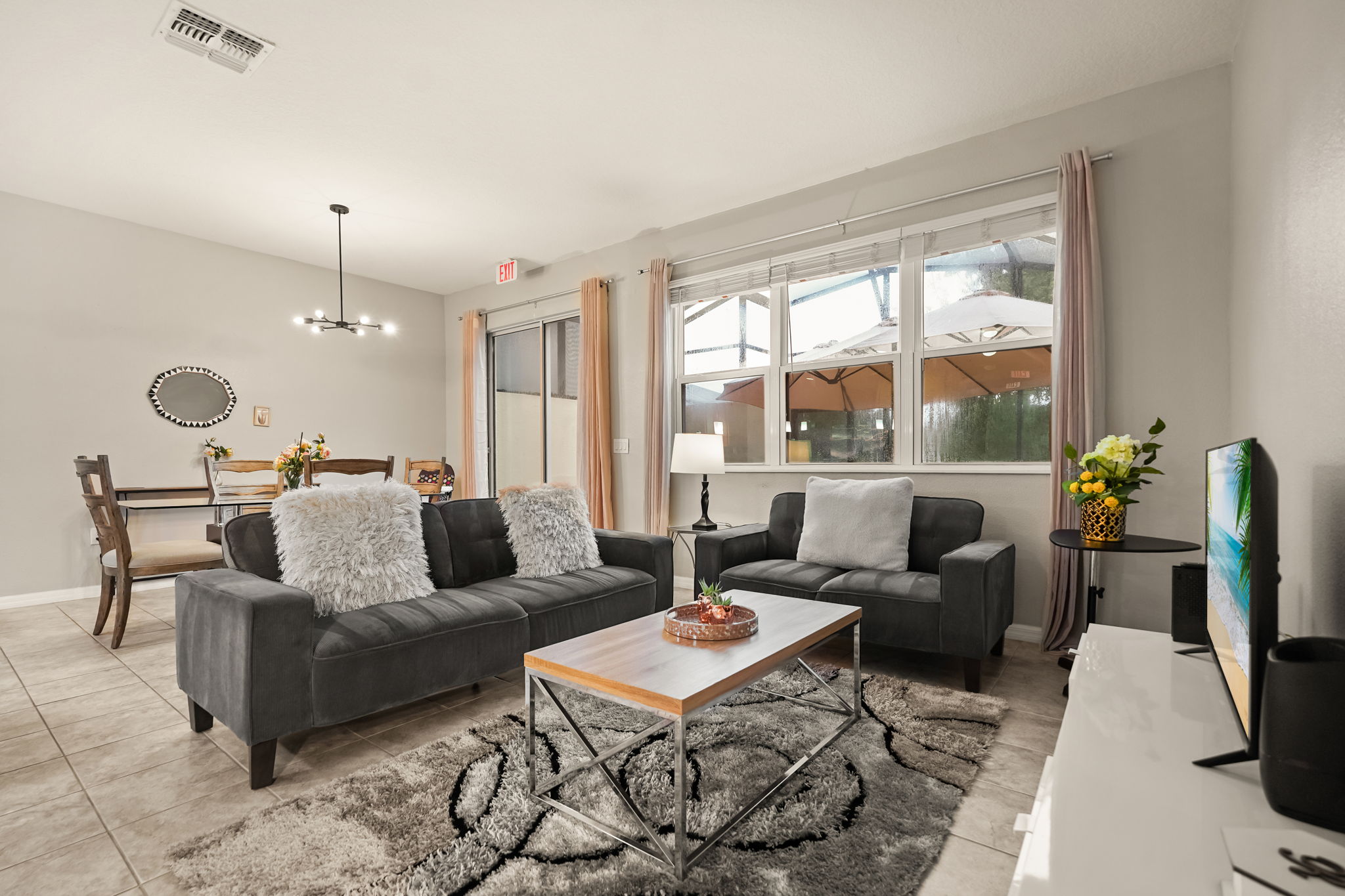 4 bedroom vacation townhouse at Compass Bay - Image 3