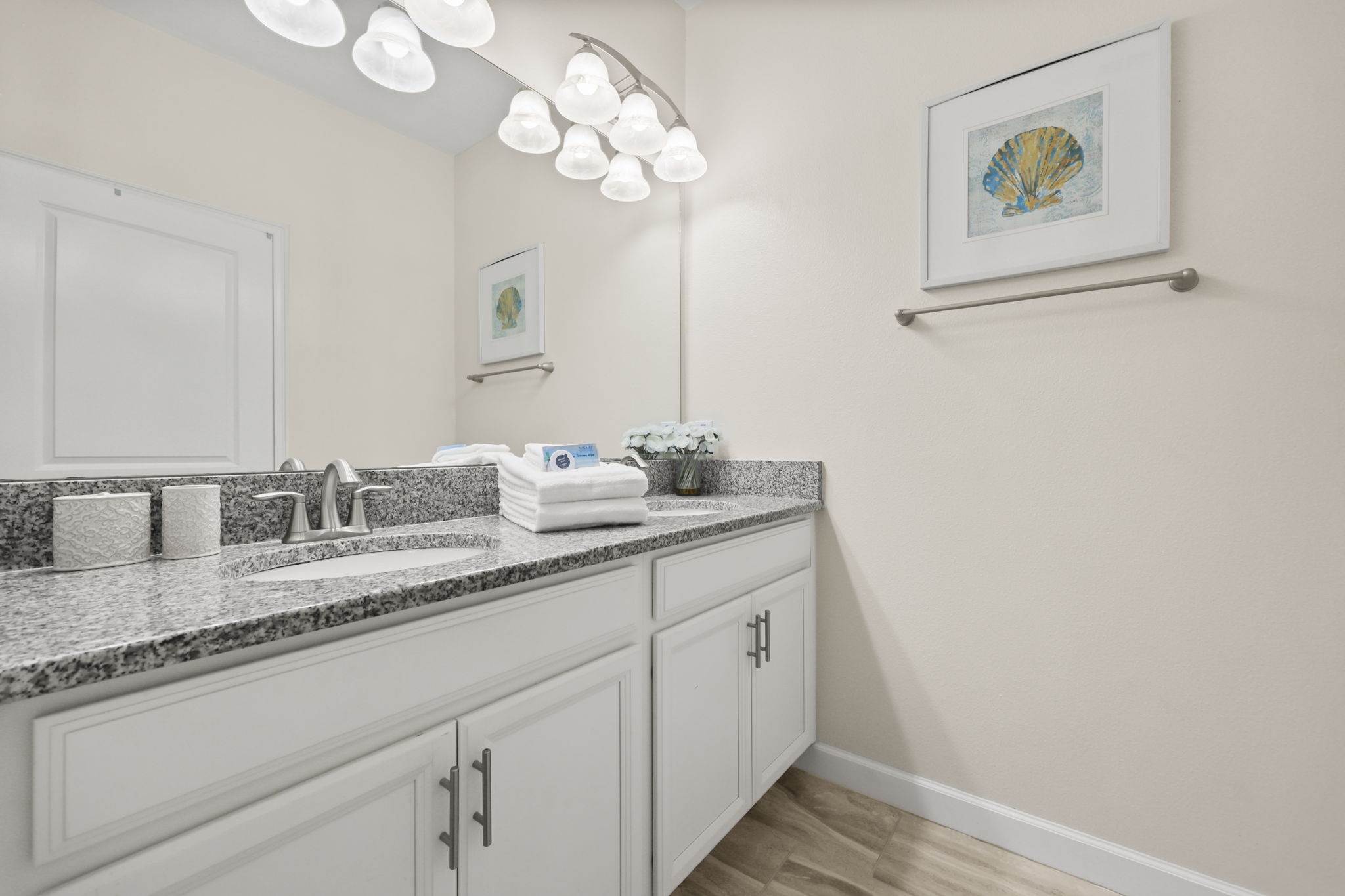 5 bedroom vacation townhouse at Storey Lake - Image 23