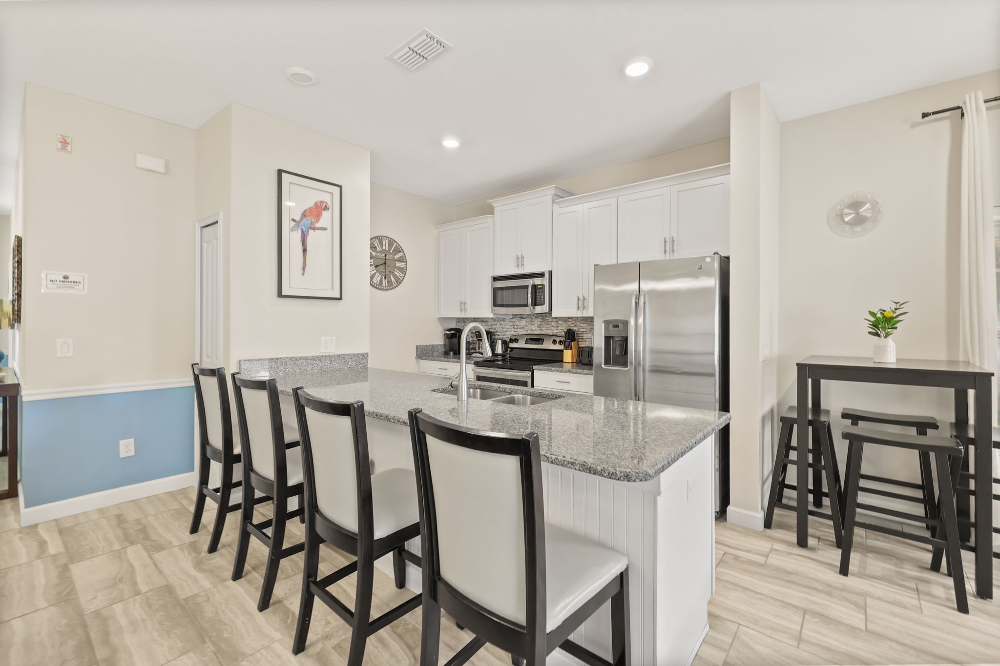 5 bedroom vacation townhouse at Storey Lake - Image 5