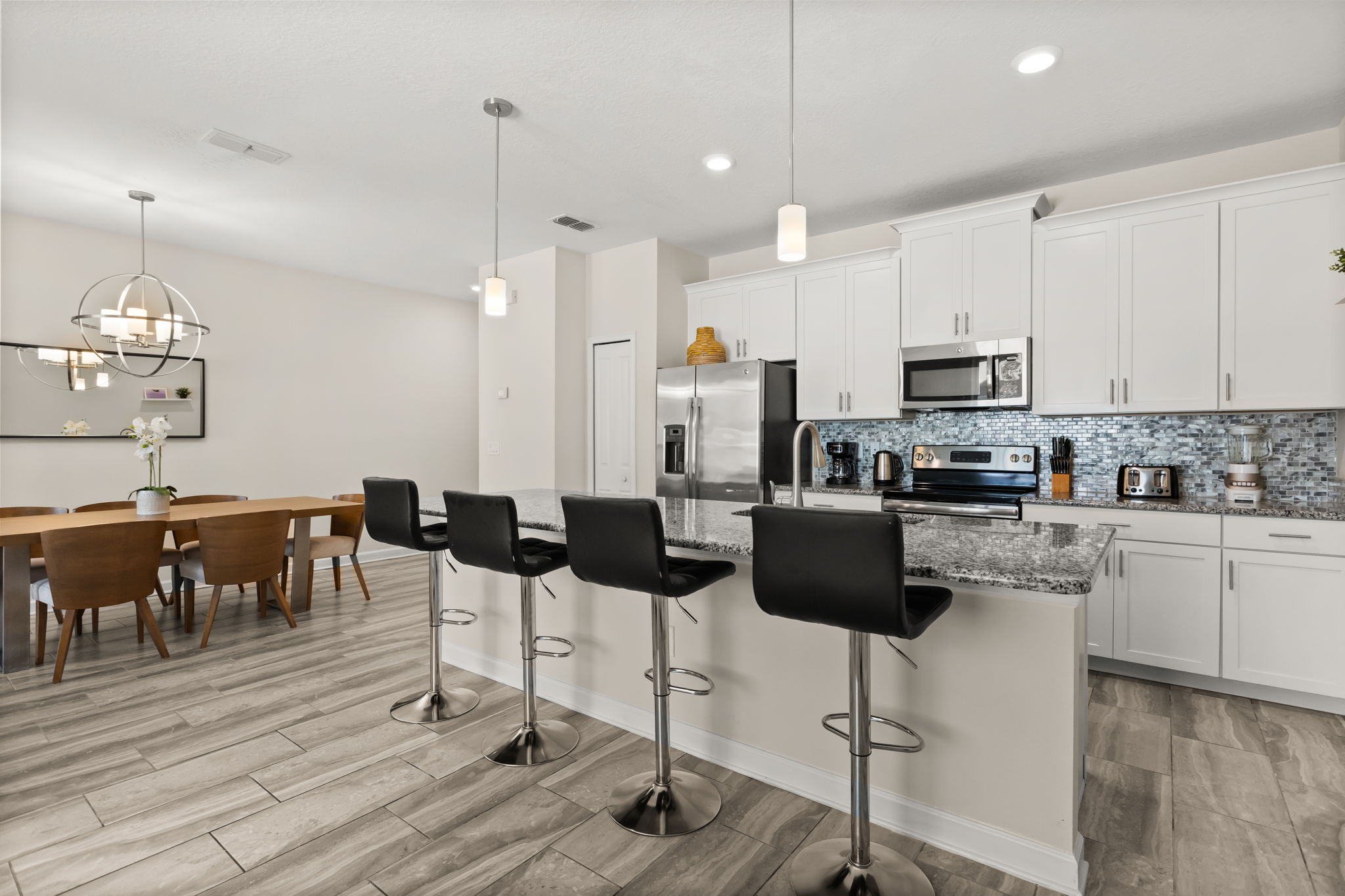 4 bedroom vacation townhouse at Storey Lake - Image 10