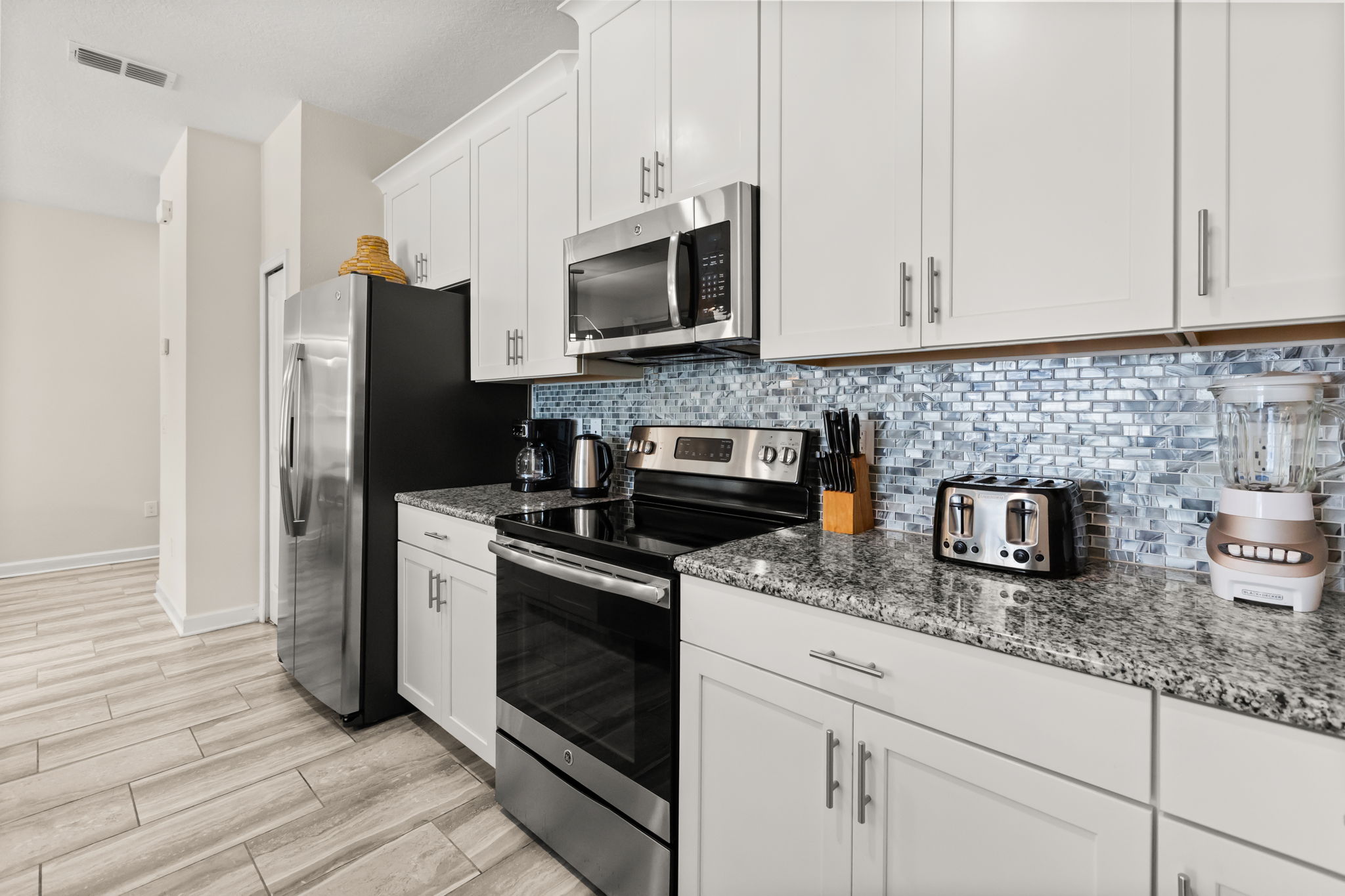 4 bedroom vacation townhouse at Storey Lake - Image 11