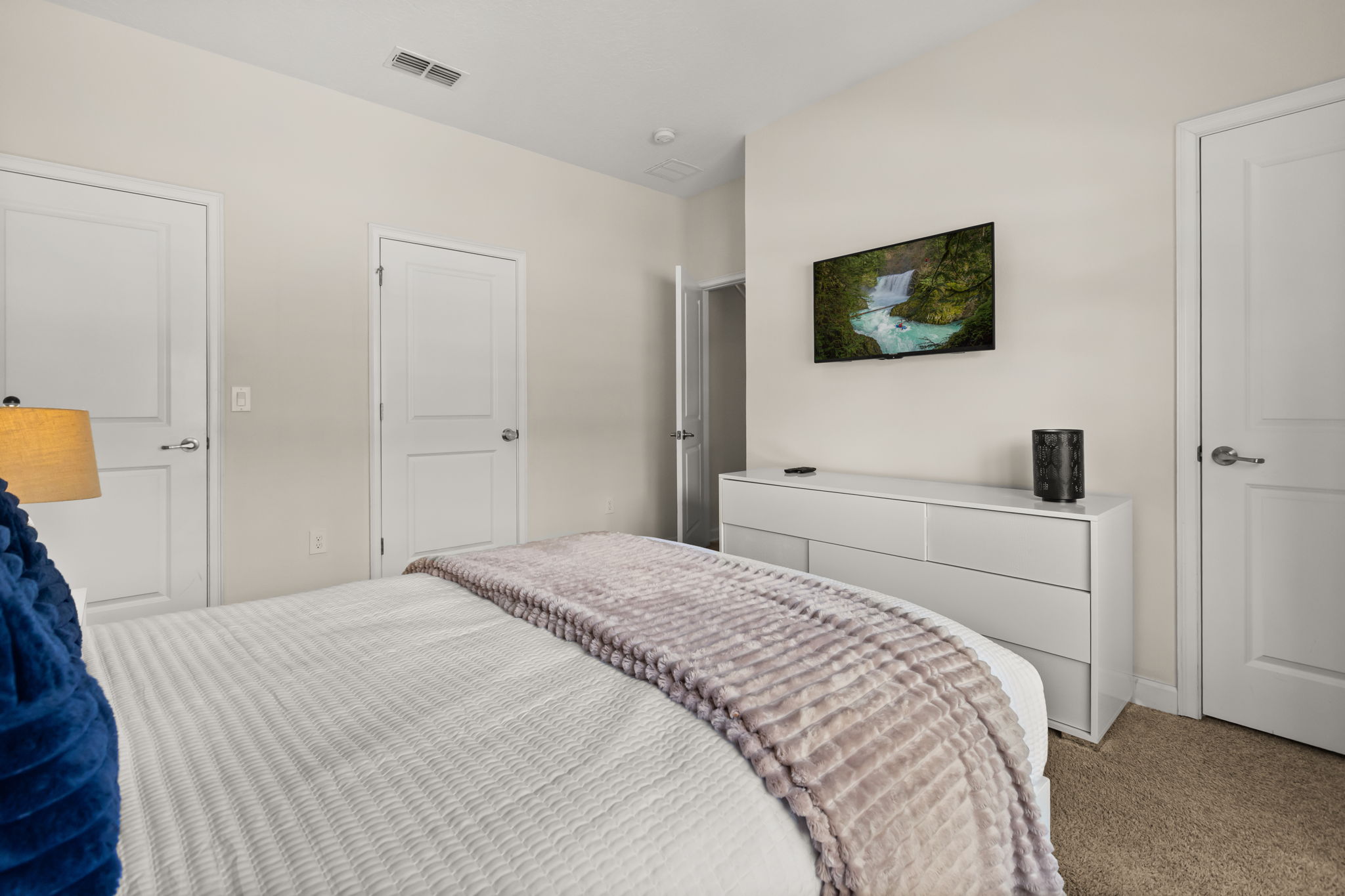4 bedroom vacation townhouse at Storey Lake - Image 20