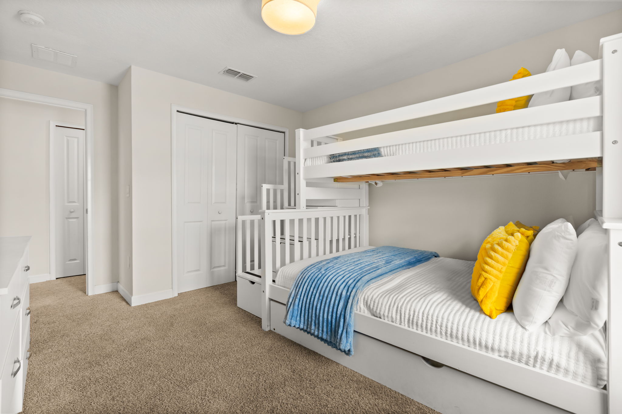 4 bedroom vacation townhouse at Storey Lake - Image 22