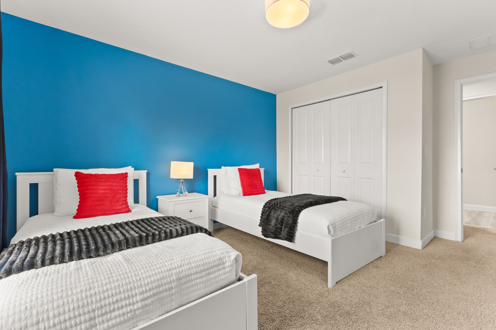 4 bedroom vacation townhouse at Storey Lake - Image 25